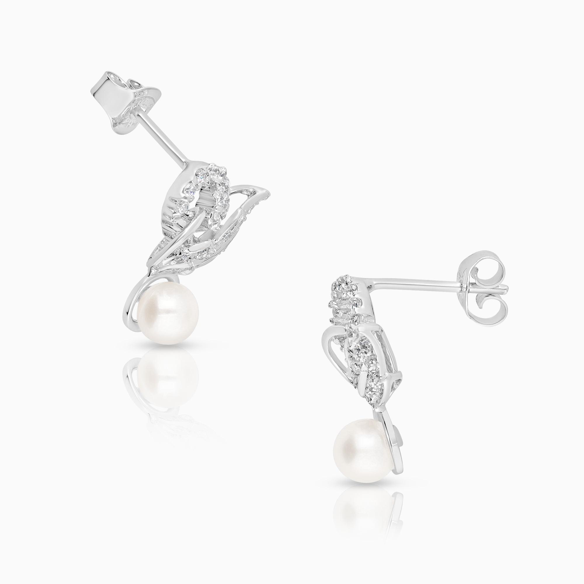 Pearl earrings 3.57g 18K white gold