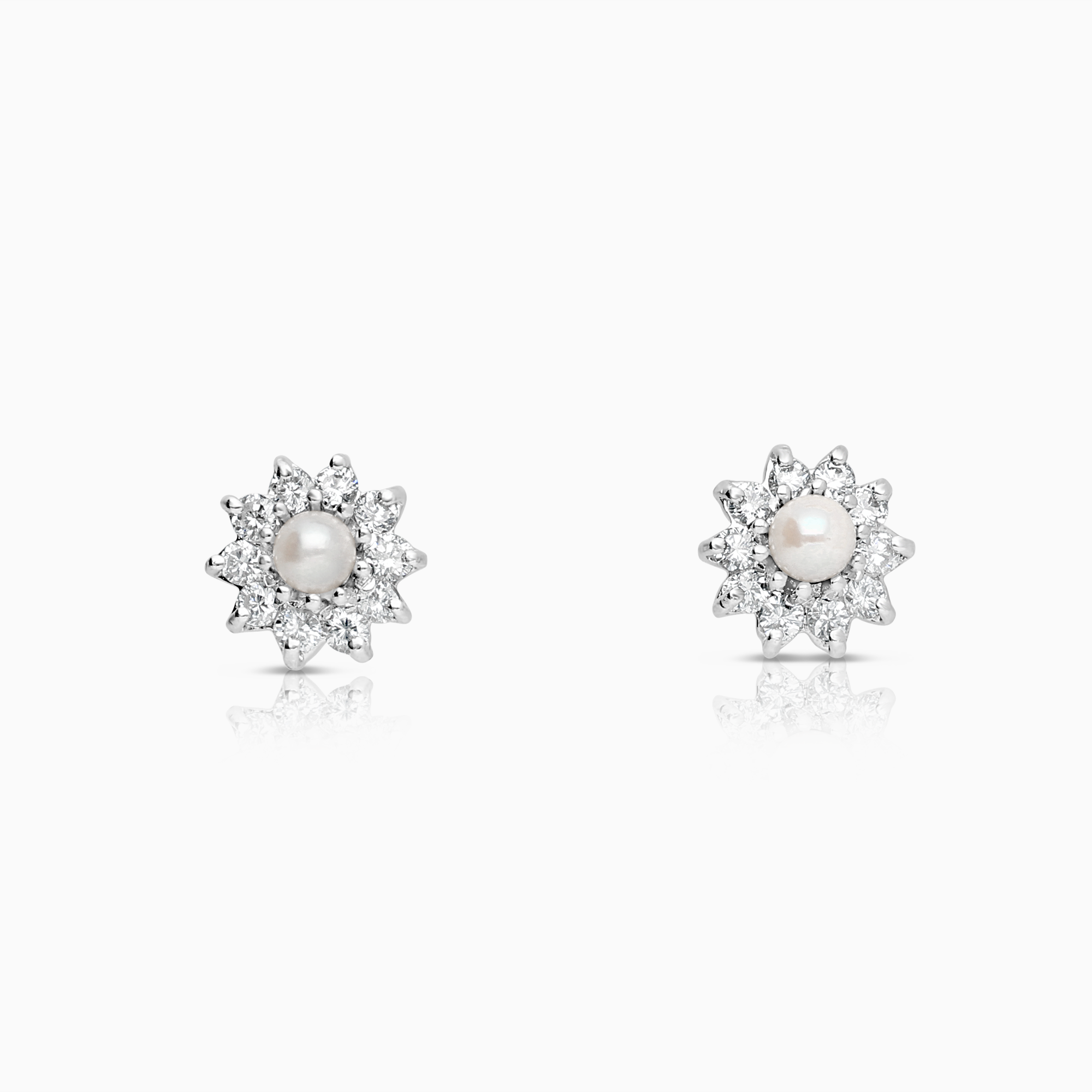 Diamond earrings with pearls 1.78g 18K white gold
