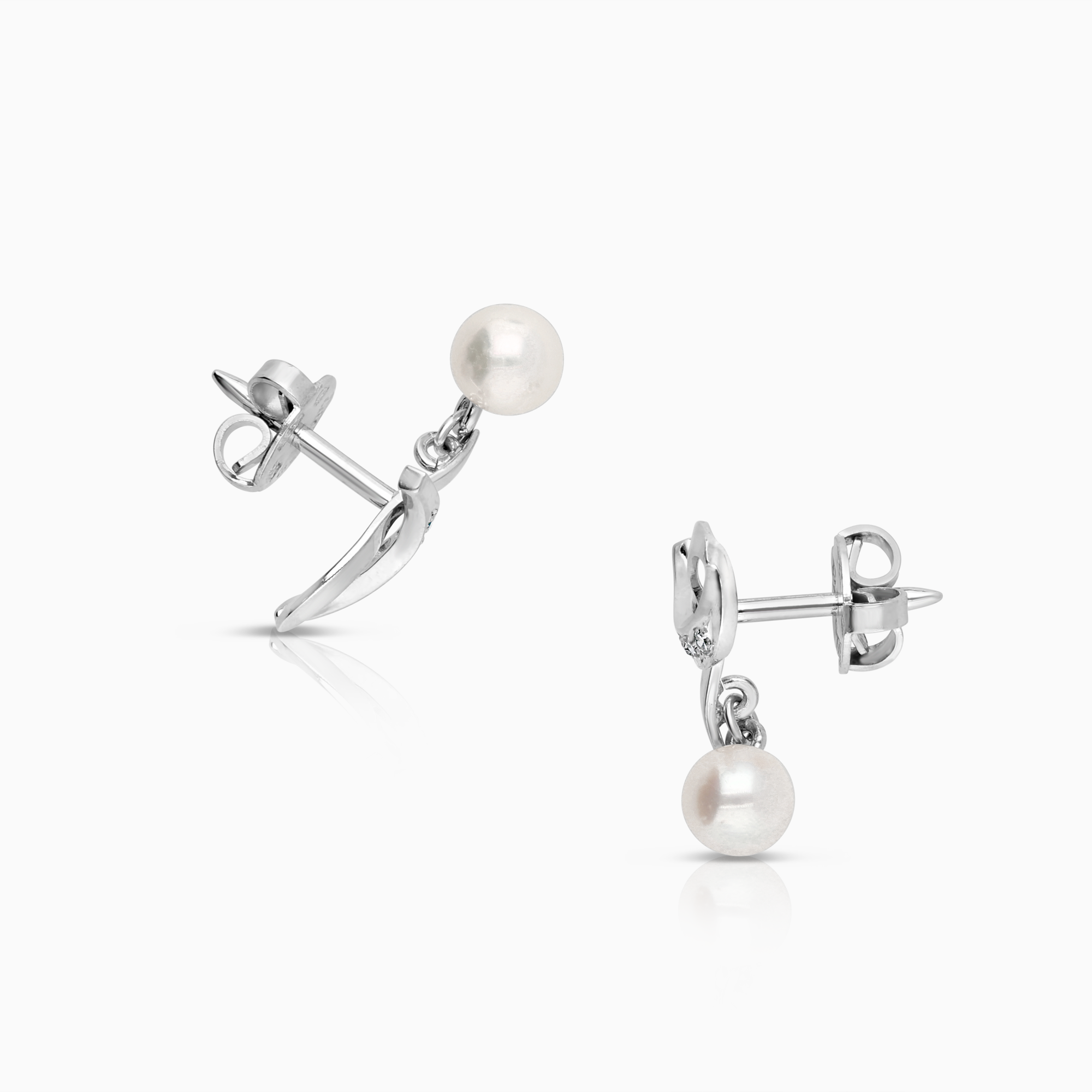 Diamond earrings with pearls 2.03g 18K white gold
