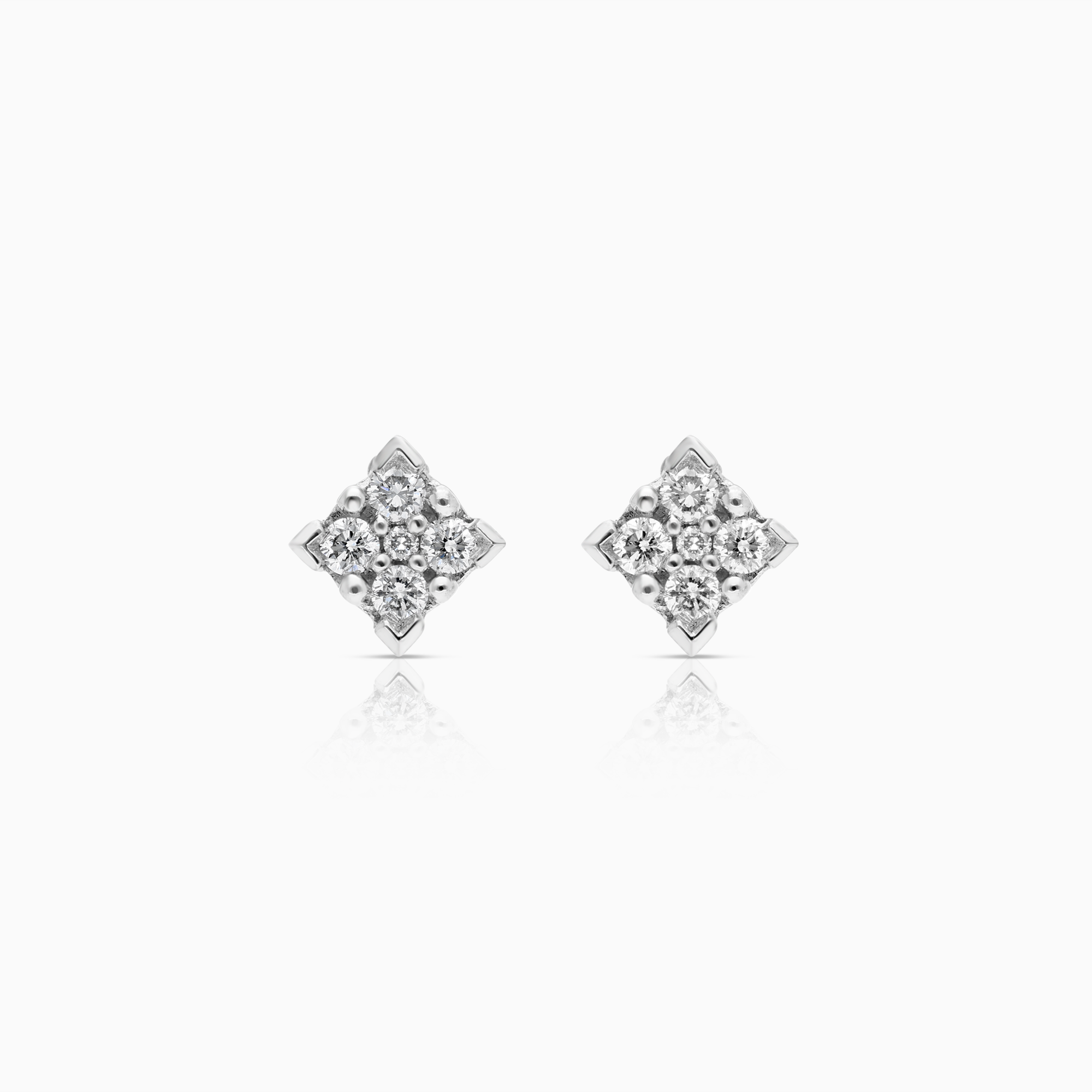 Diamond earrings 0.25ct 18K gold