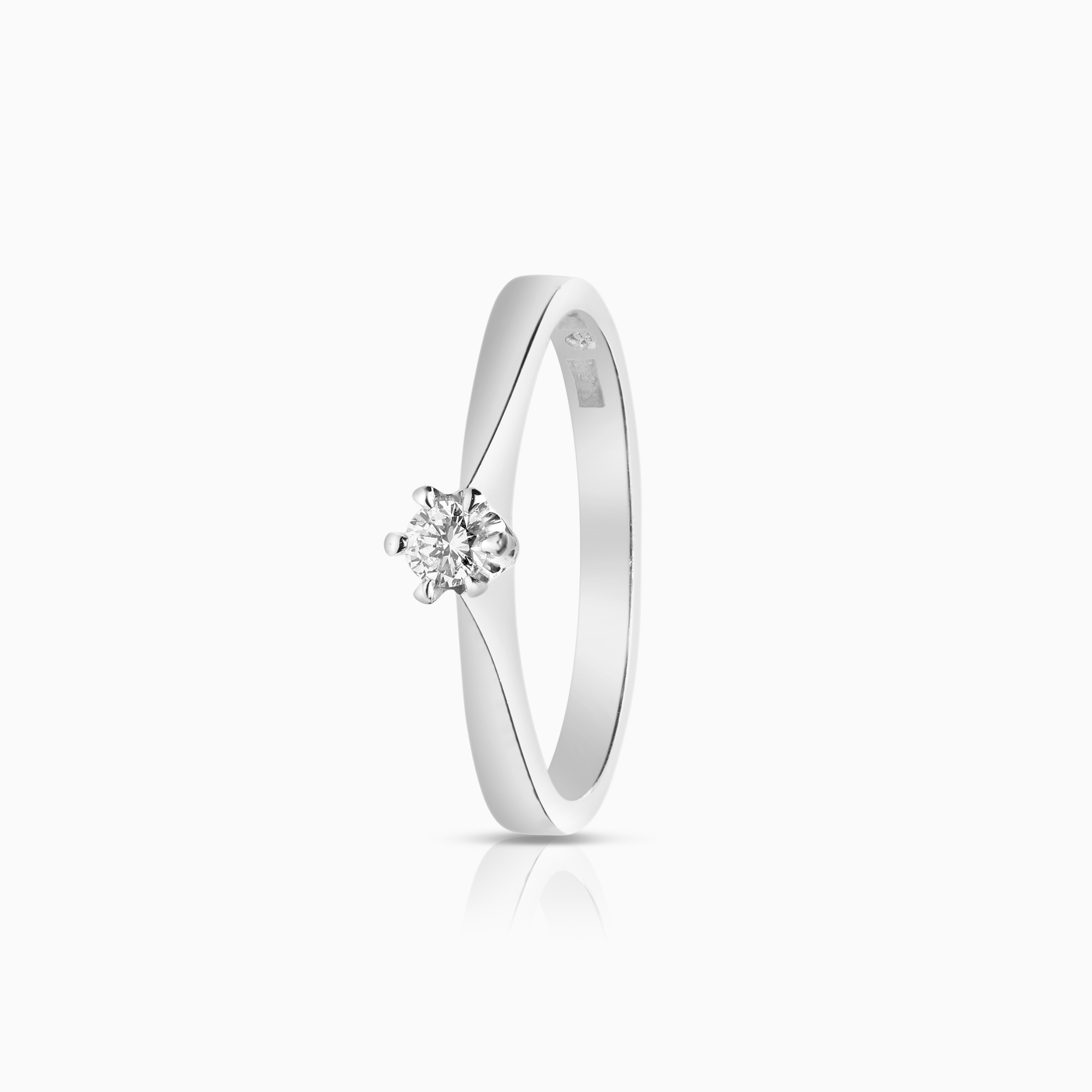 Solitaire-ring 0,08ct 18K hvitt gull