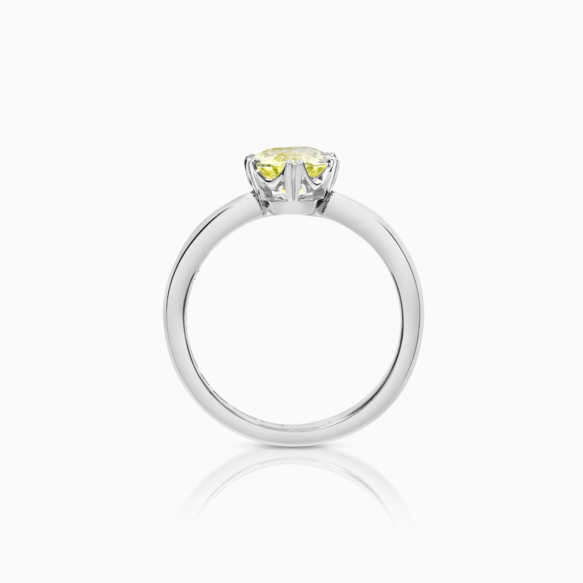 Ring with yellow chrysoberyl 5.58g 18K gold