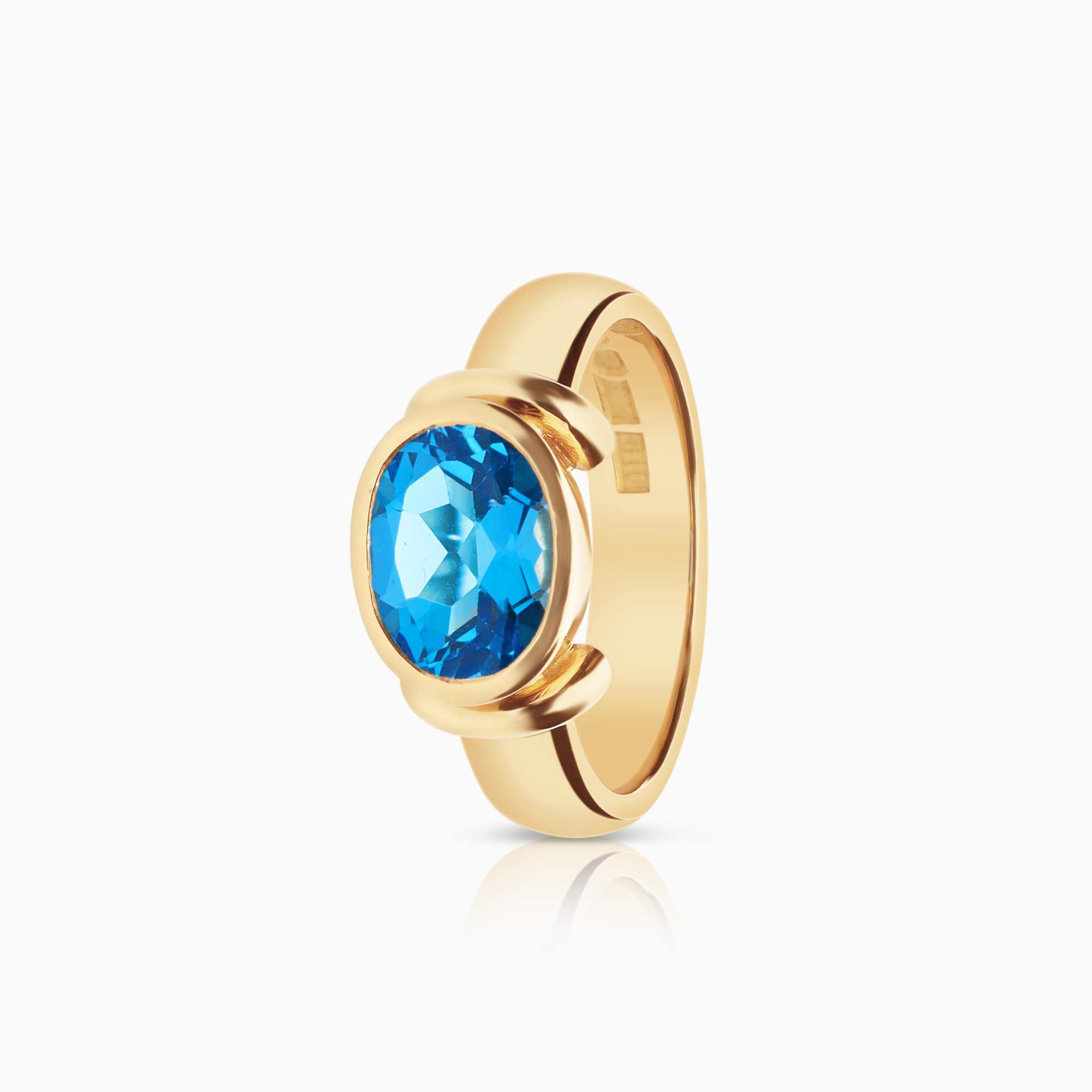 Cocktail ring topaz 9.45g 18K gold