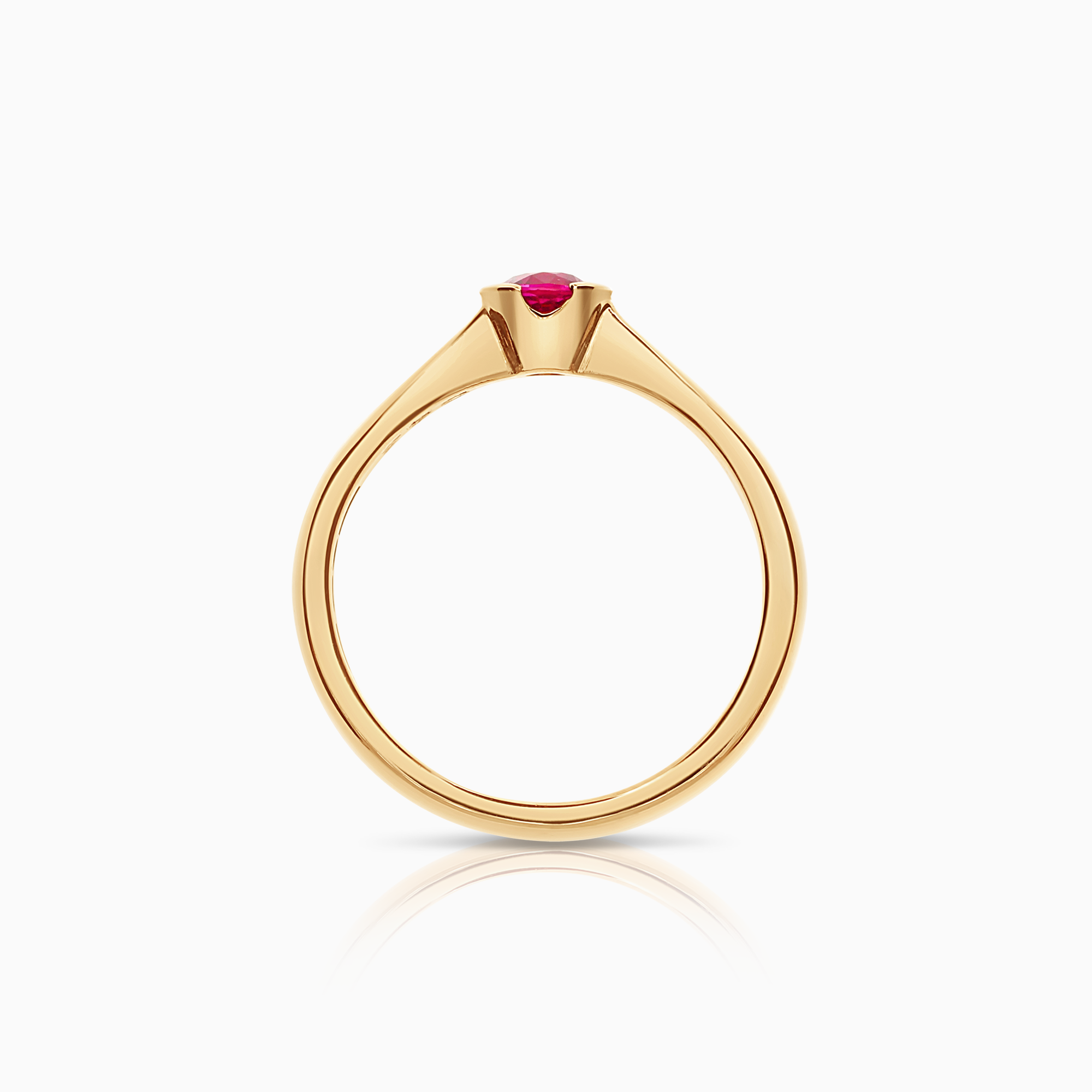Gold ring with ruby 4.72g 18K gold