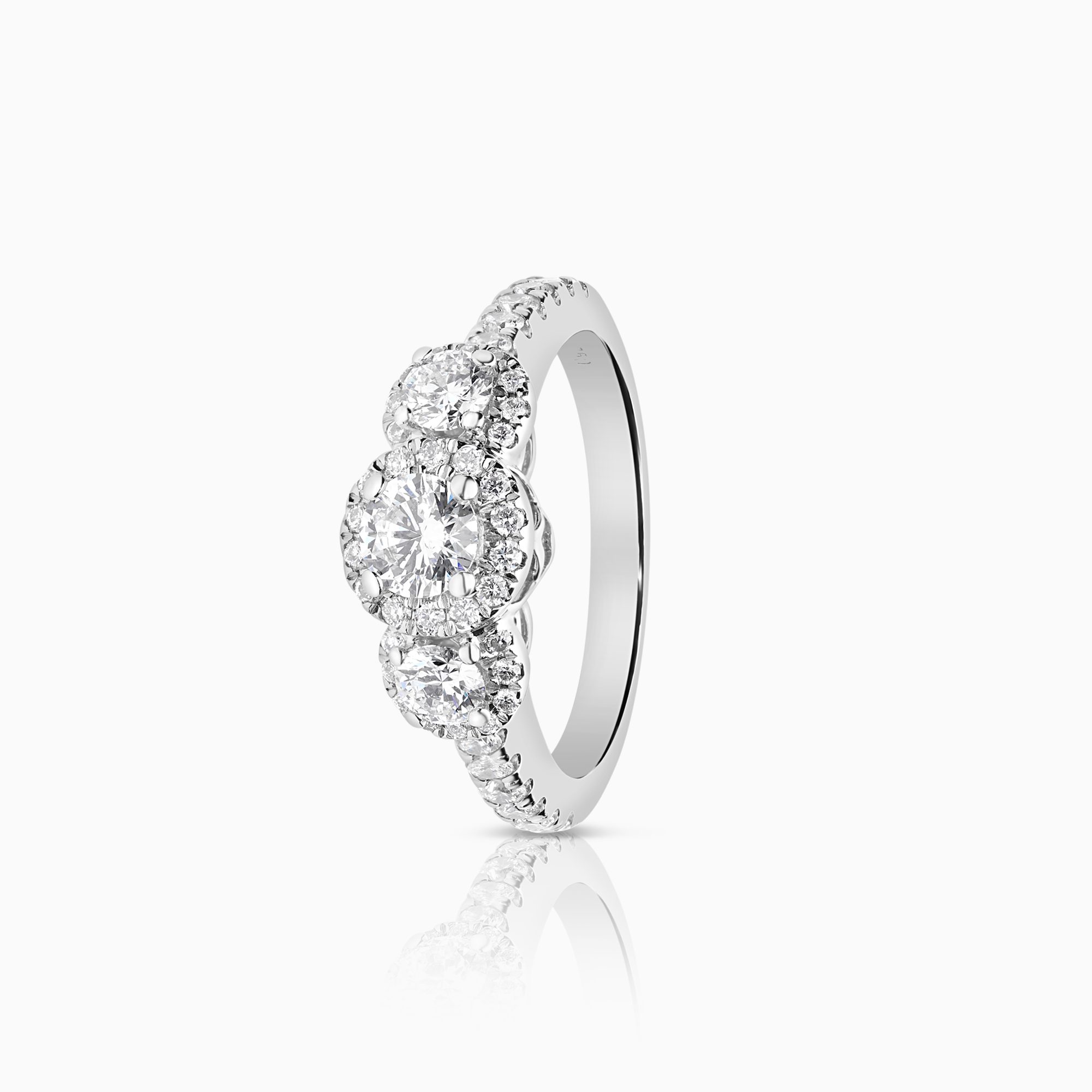 Three Stone Ring 0.98ct 18K White Gold