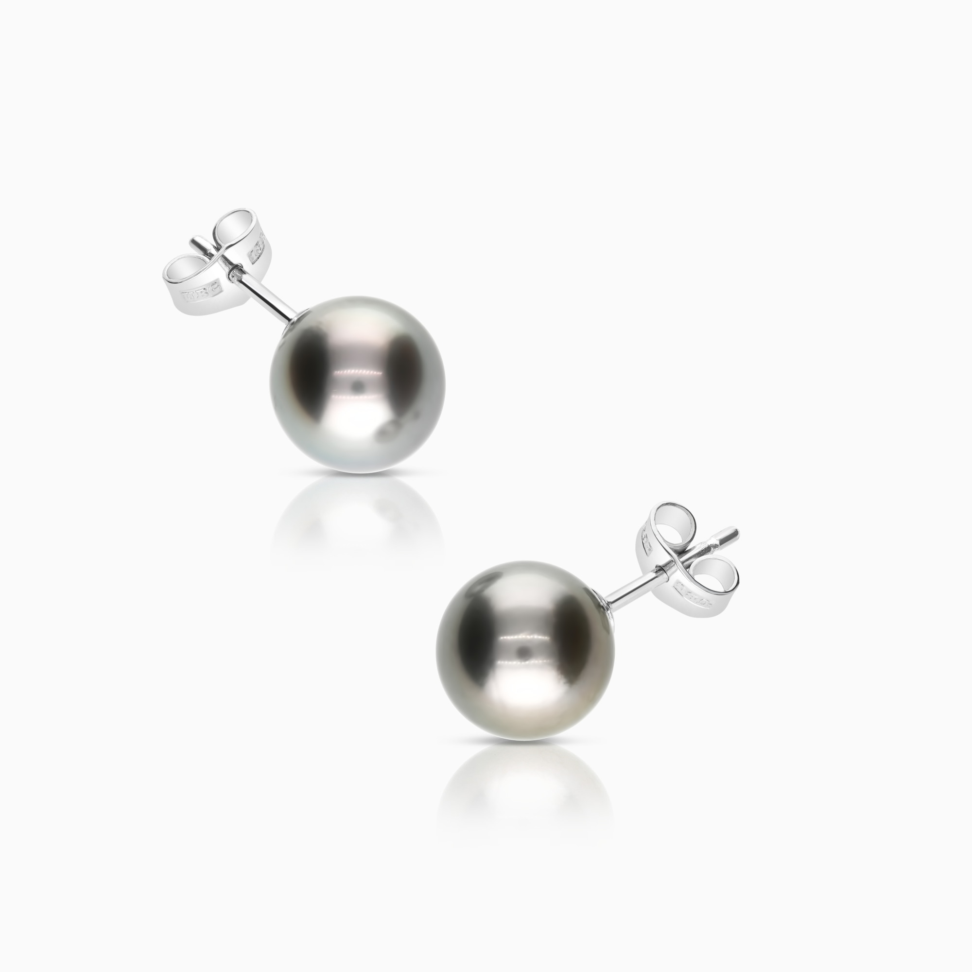 Pearl earrings 3.73g 18K white gold