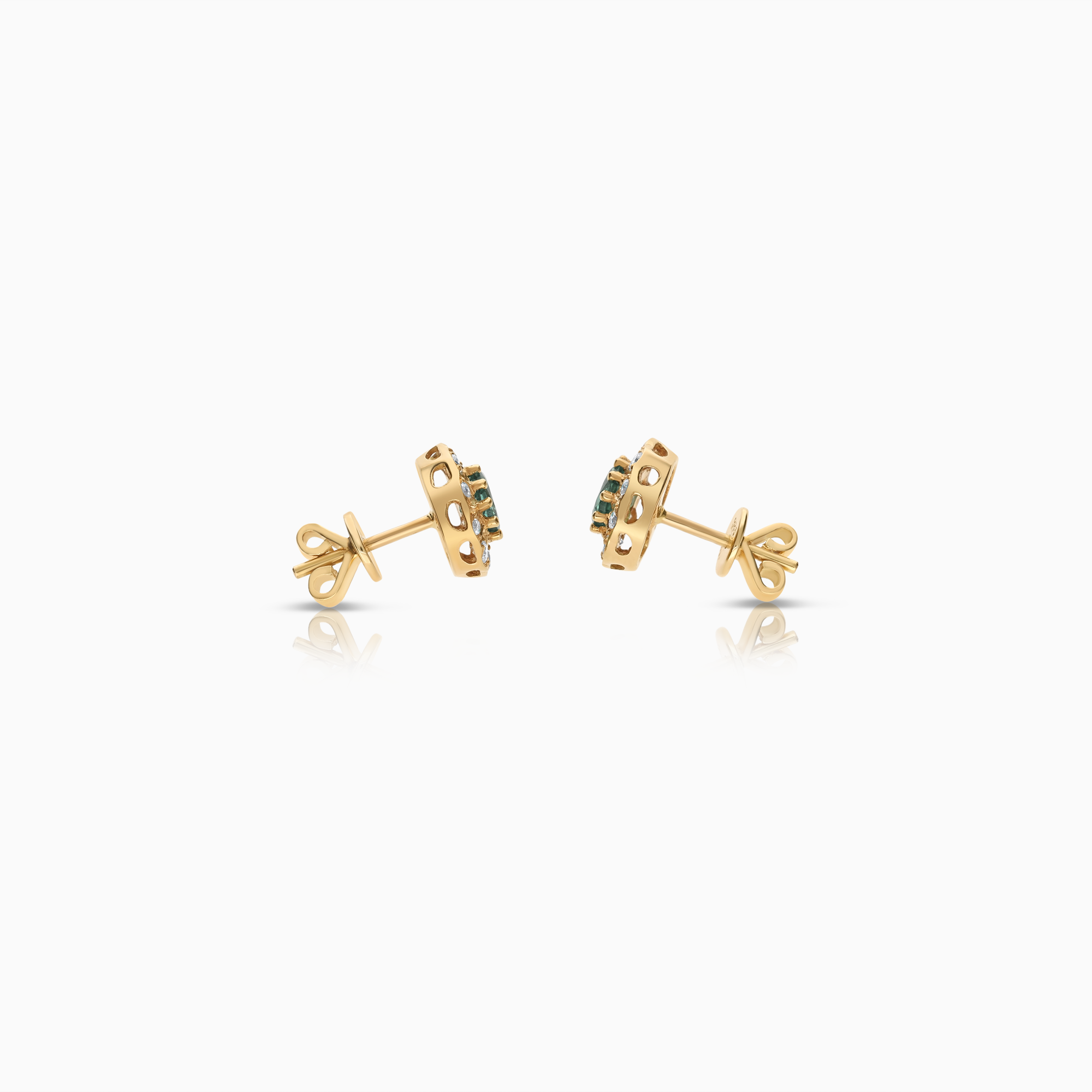 Carmosé earrings with emeralds and diamonds 0.40ct 18K gold