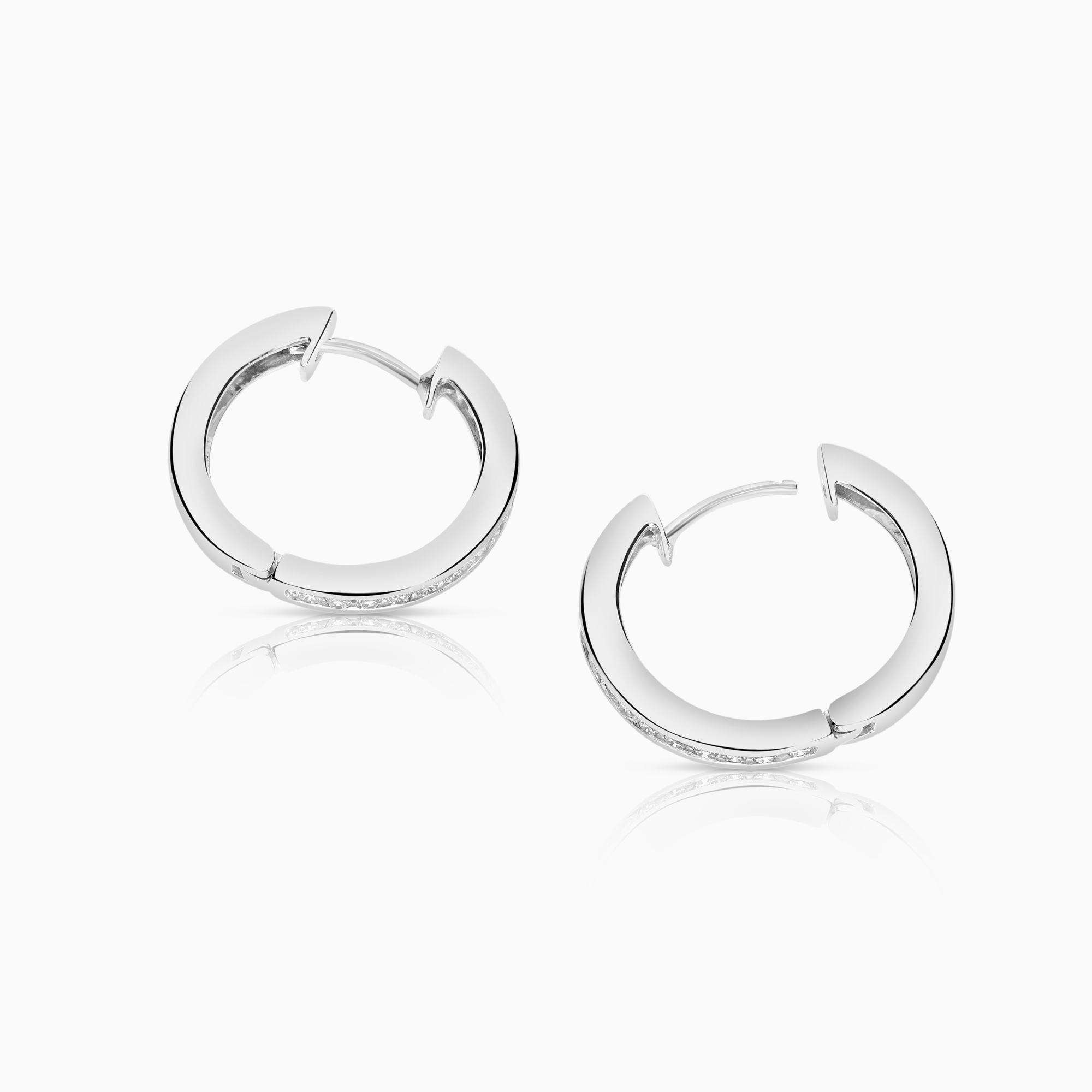 Diamantörhängen creoler 0,45ct 18K vitguld