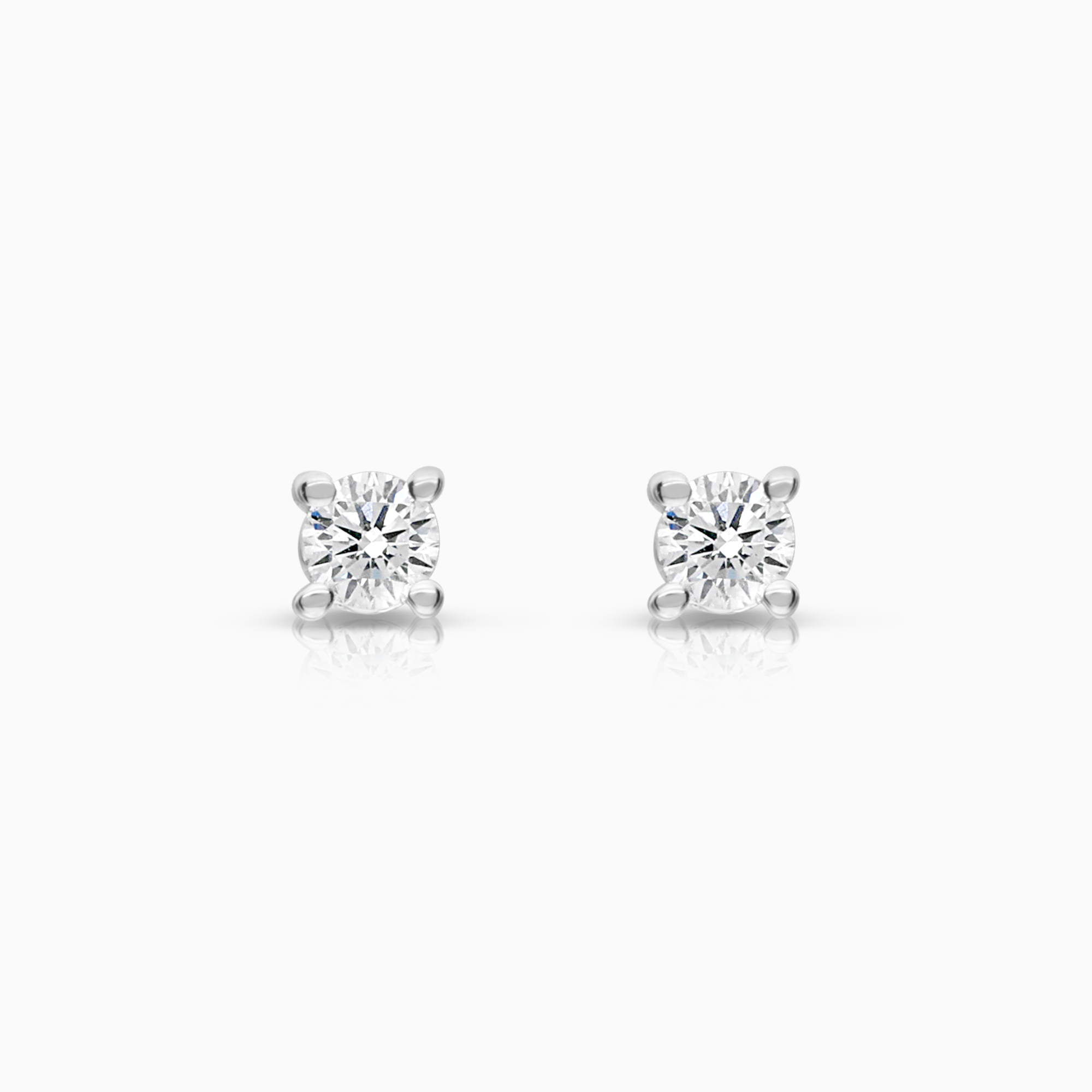 Solitaire earrings 0.08ct 18K white gold