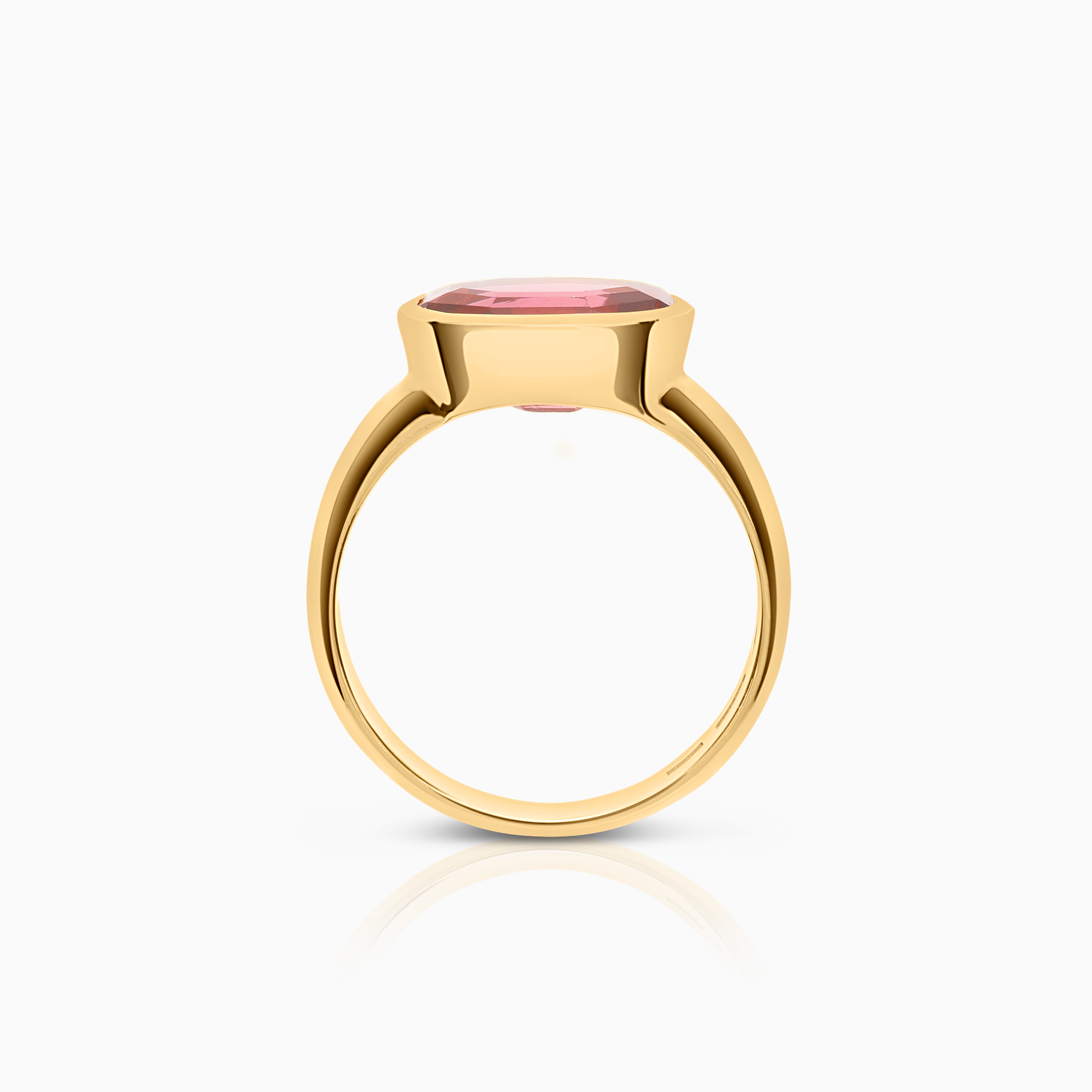 Guldring med en rosa turmalin 5,60g 18K guld
