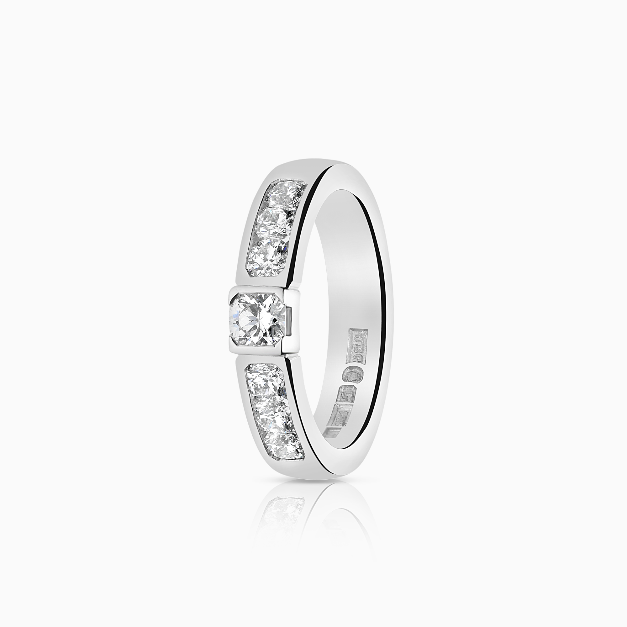 Sidesteinsring 0,89ct 18K hvitt gull