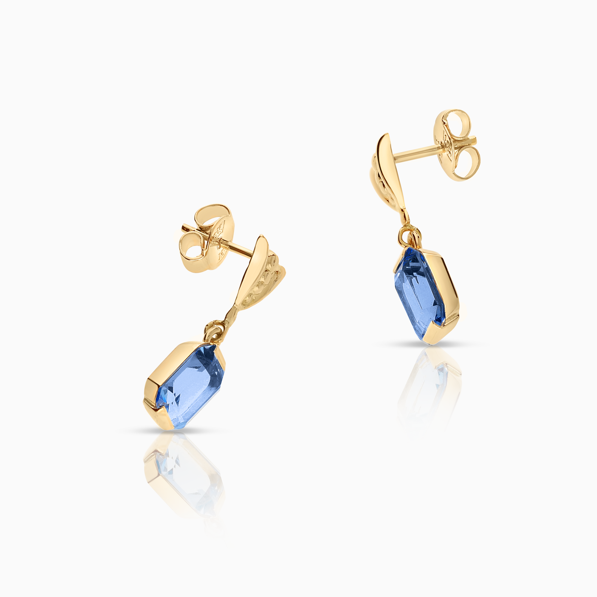 Gold earrings with spinel 2.28g 18K gold