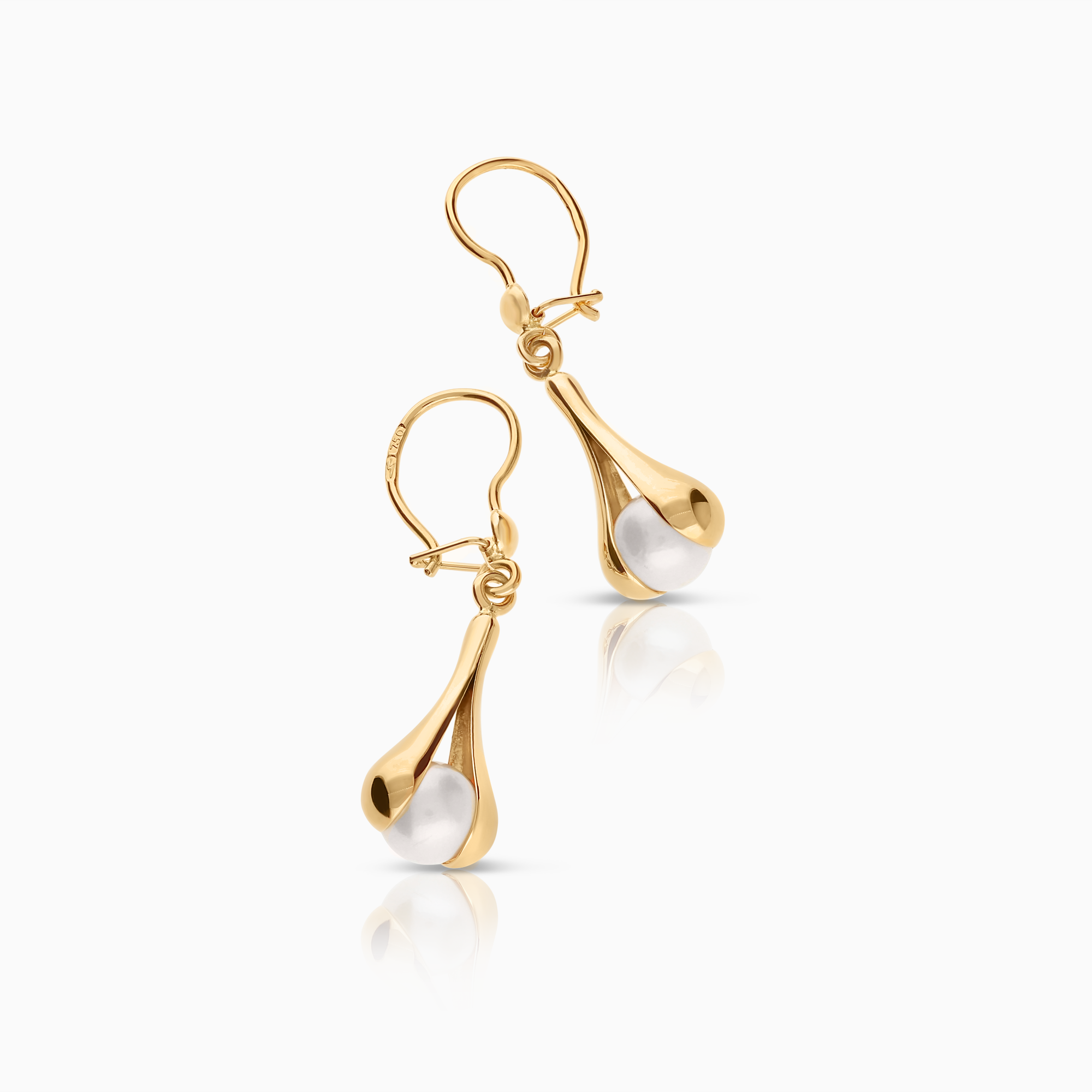 Gold earrings with pearls 1.82g 18K gold