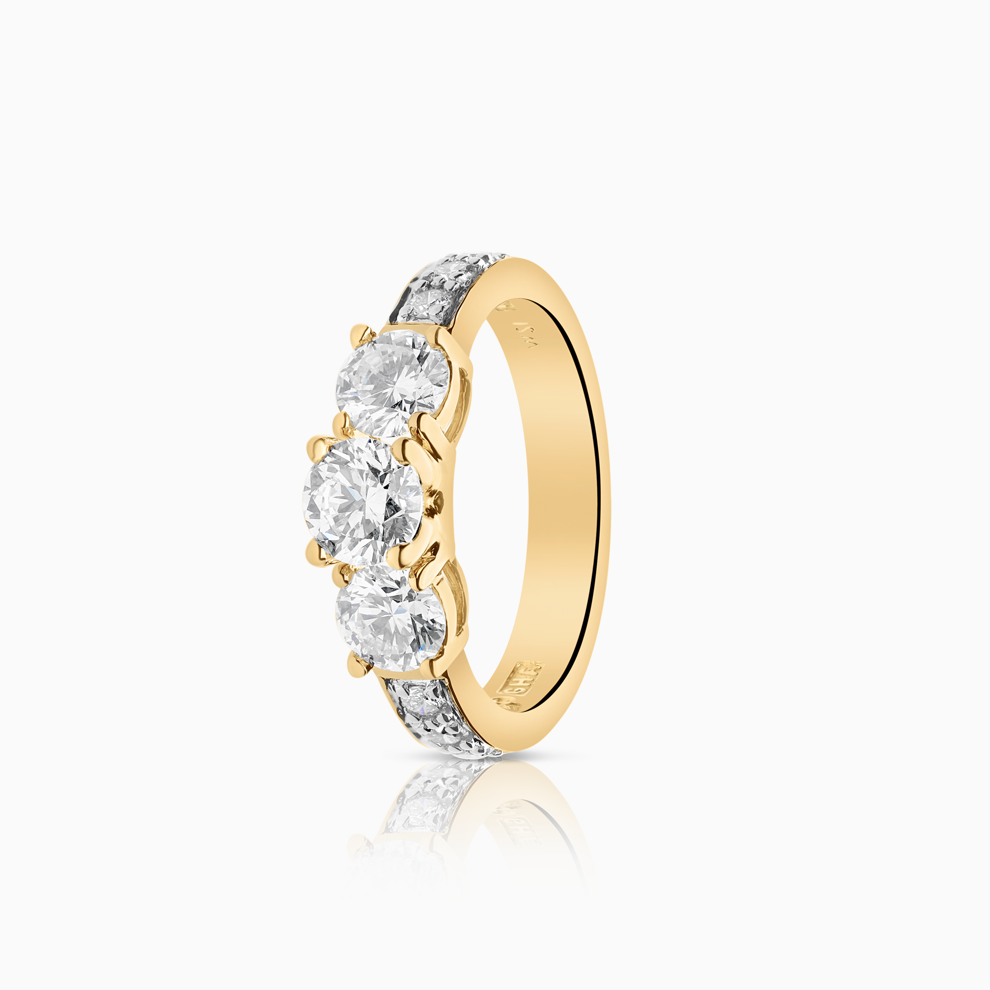 Three-stone ring 1.48ct 18K gold