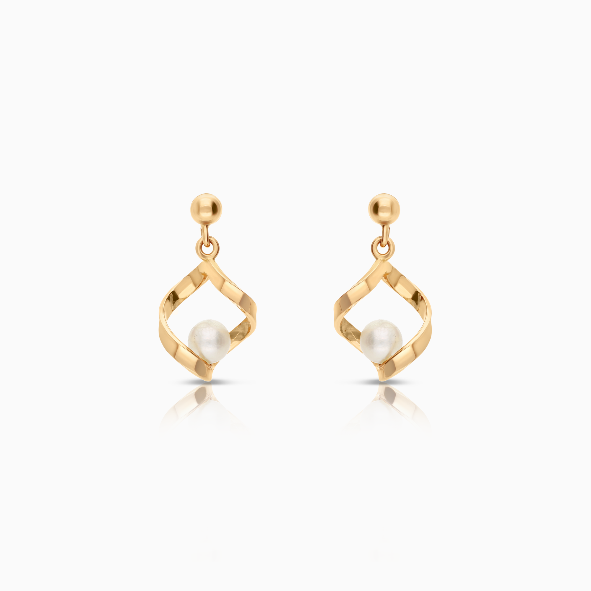 Pearl earrings 2.32g 18K gold