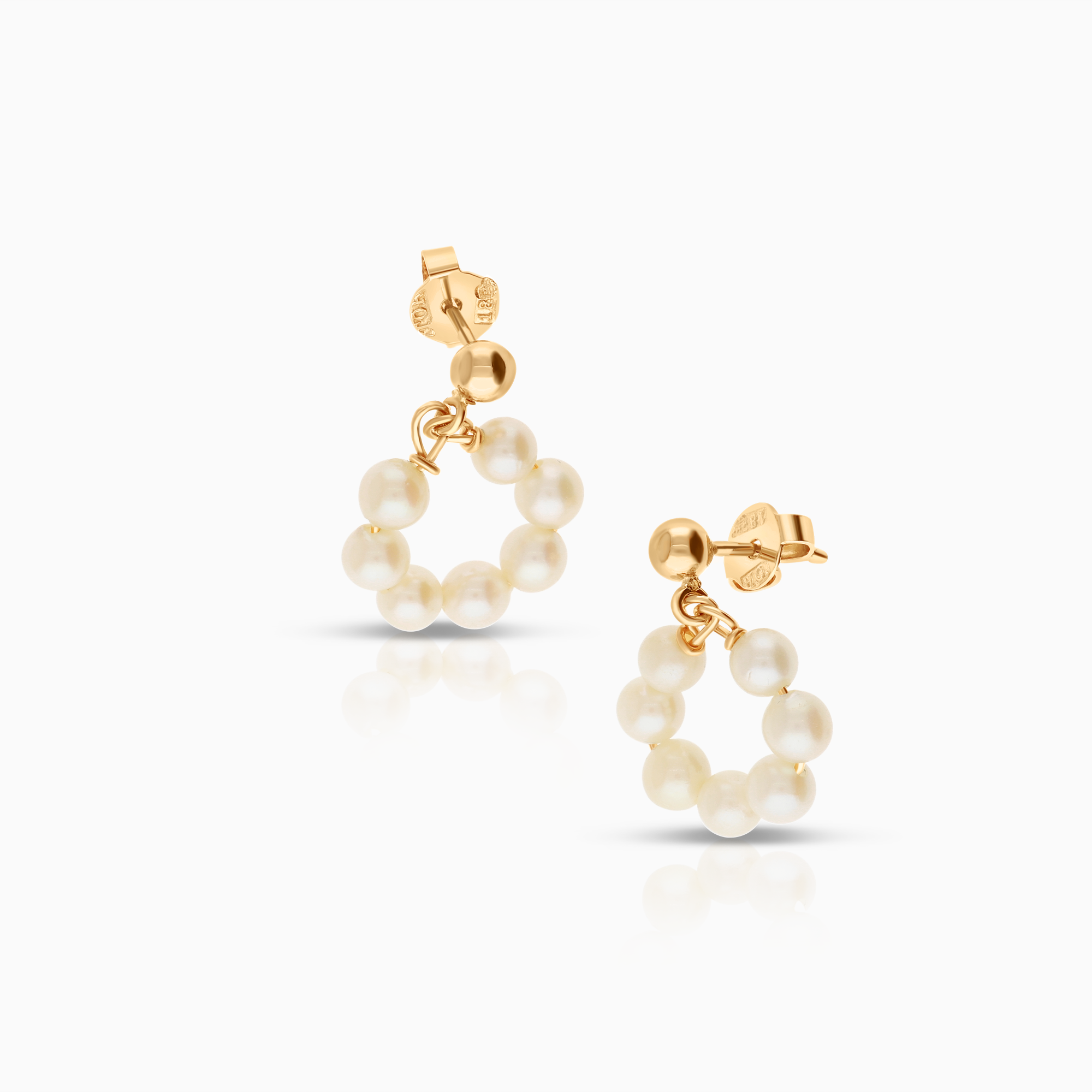 Pearl earrings with cultured freshwater pearls 1.46g 18K gold