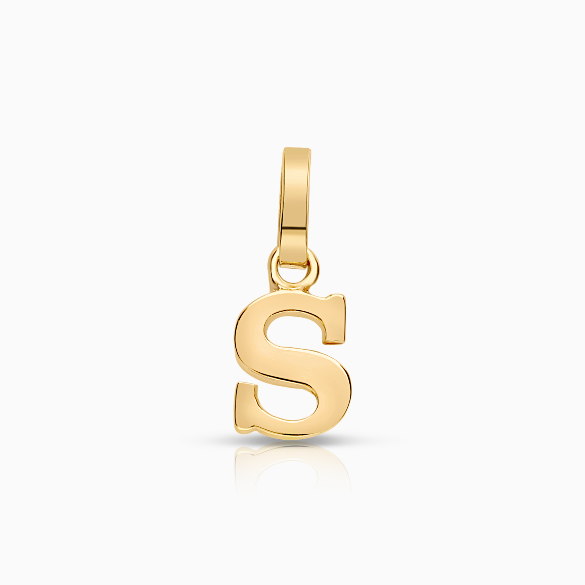Letter pendant 0.35g 18K gold
