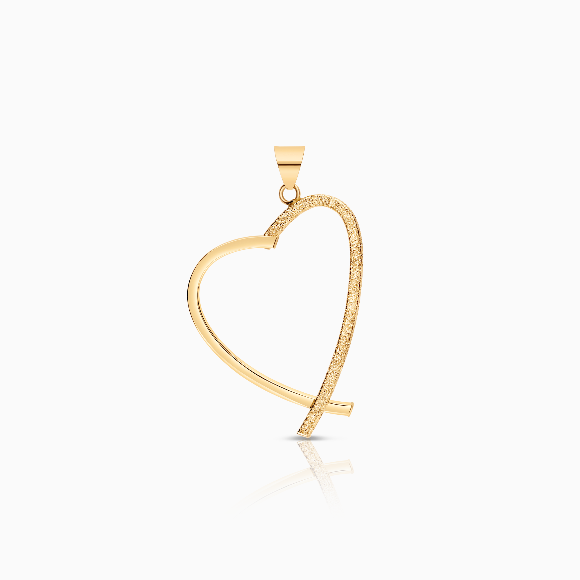 Pendant heart 1.98g 18K gold.