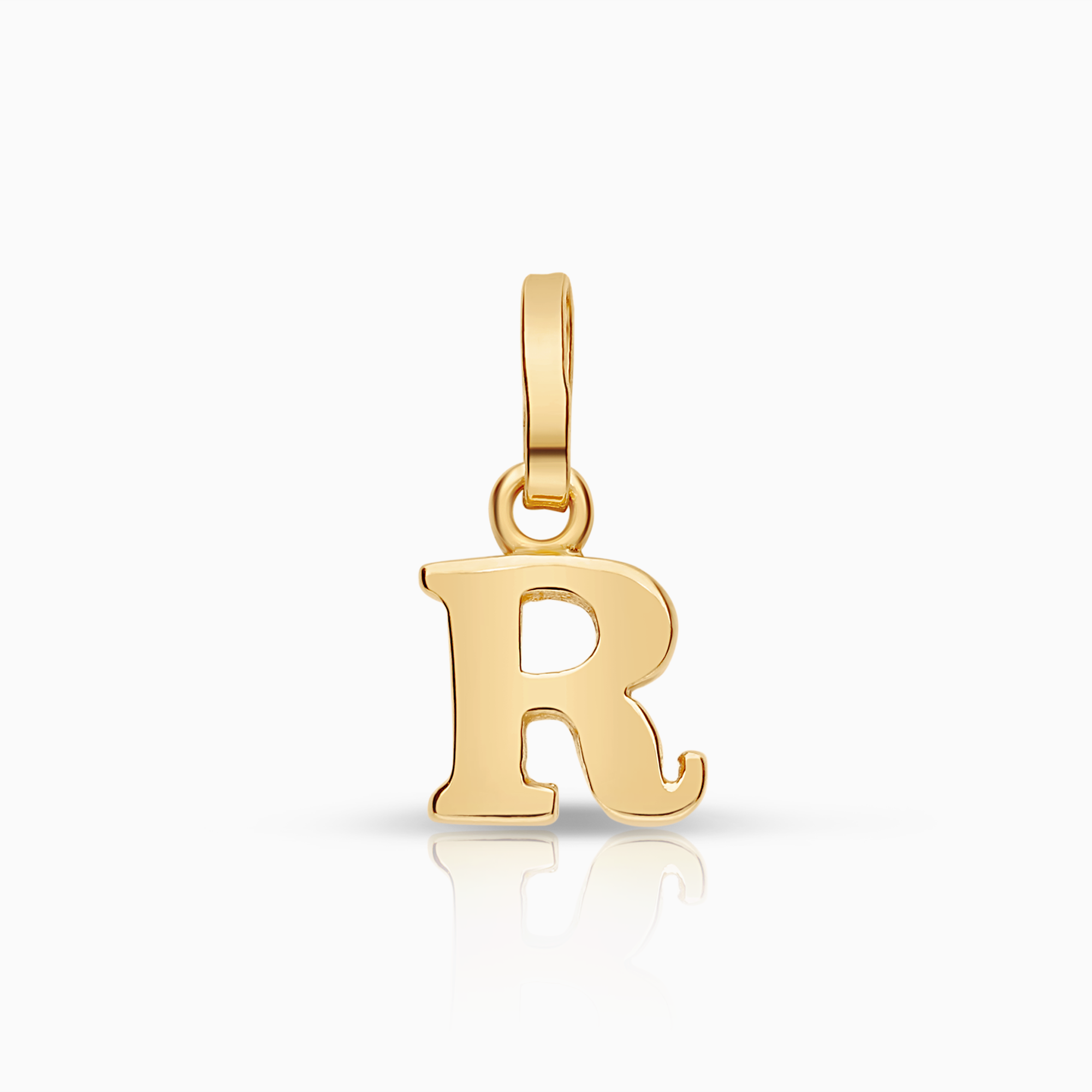 Pendant with letter 0.37g 18K gold