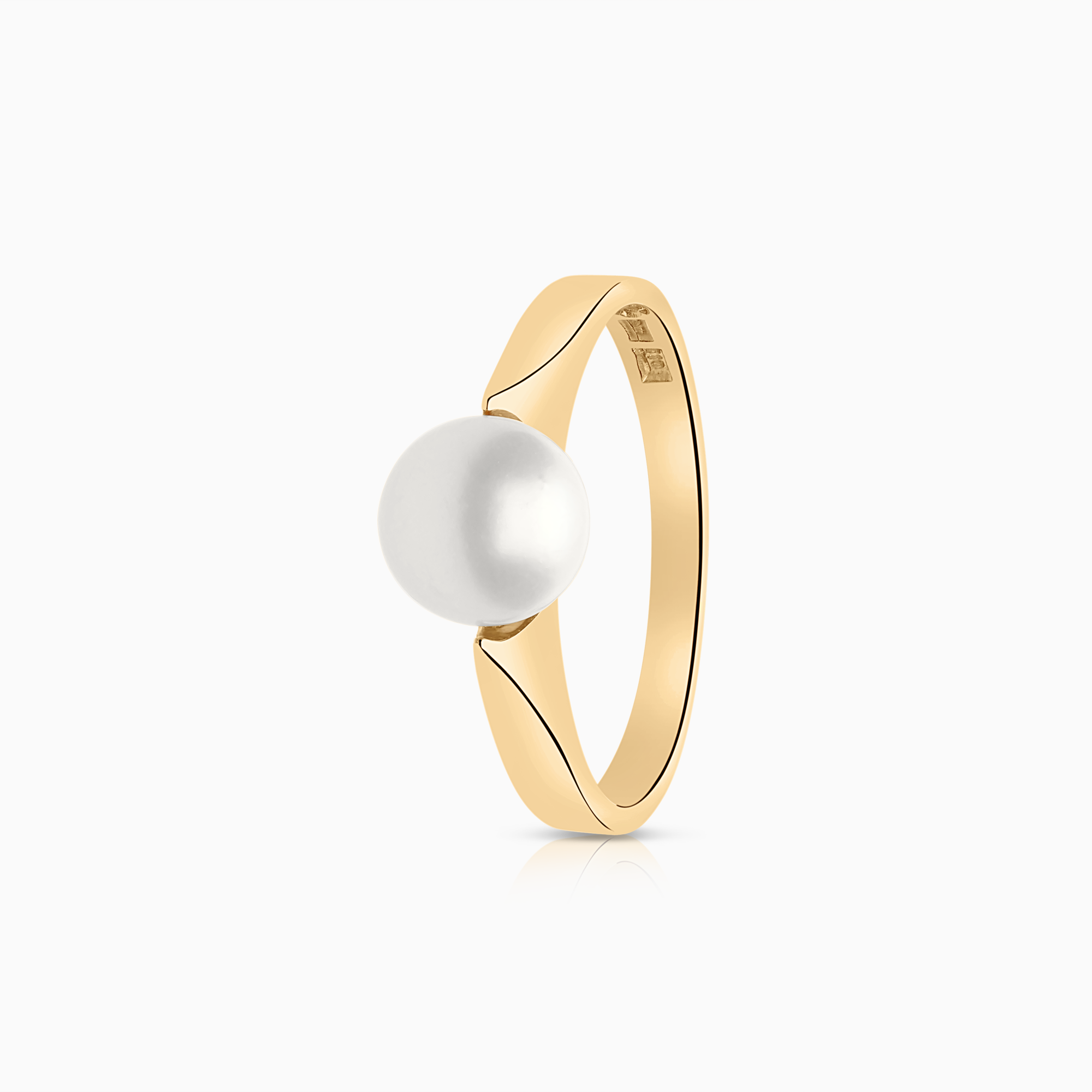 Ring with cultured freshwater pearl 2.94g 18K gold