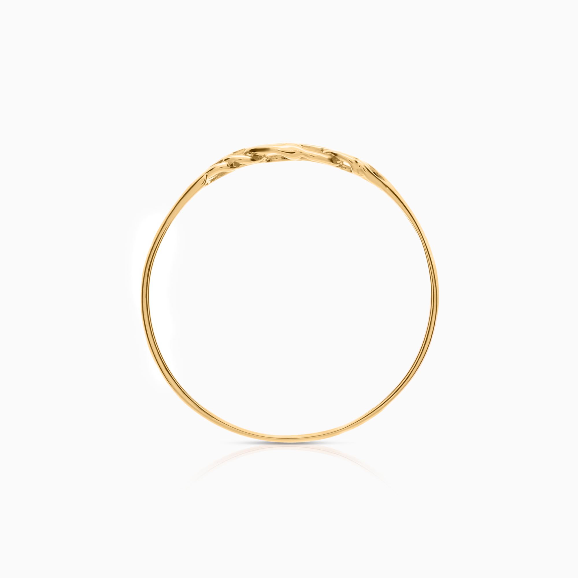 Bismarck ring 0.88g 18K gold