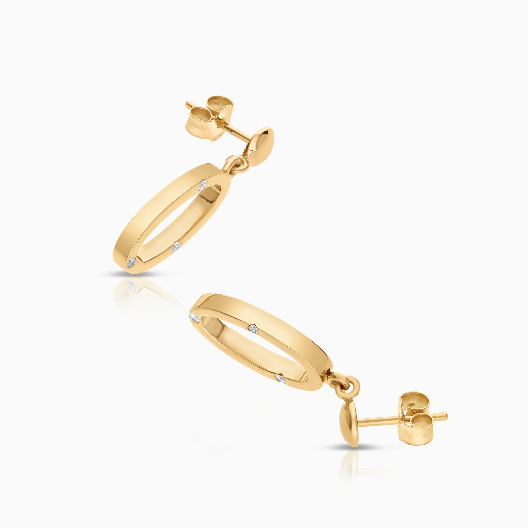 Diamantörhängen 0,06ct 18K guld