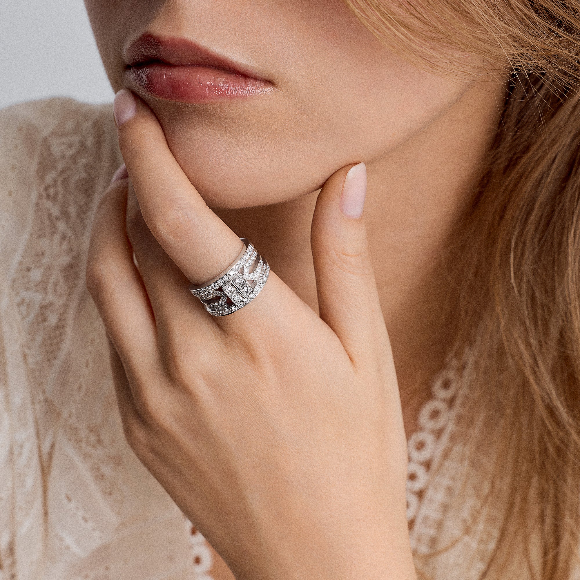 Diamond ring 0.75ct 18K white gold