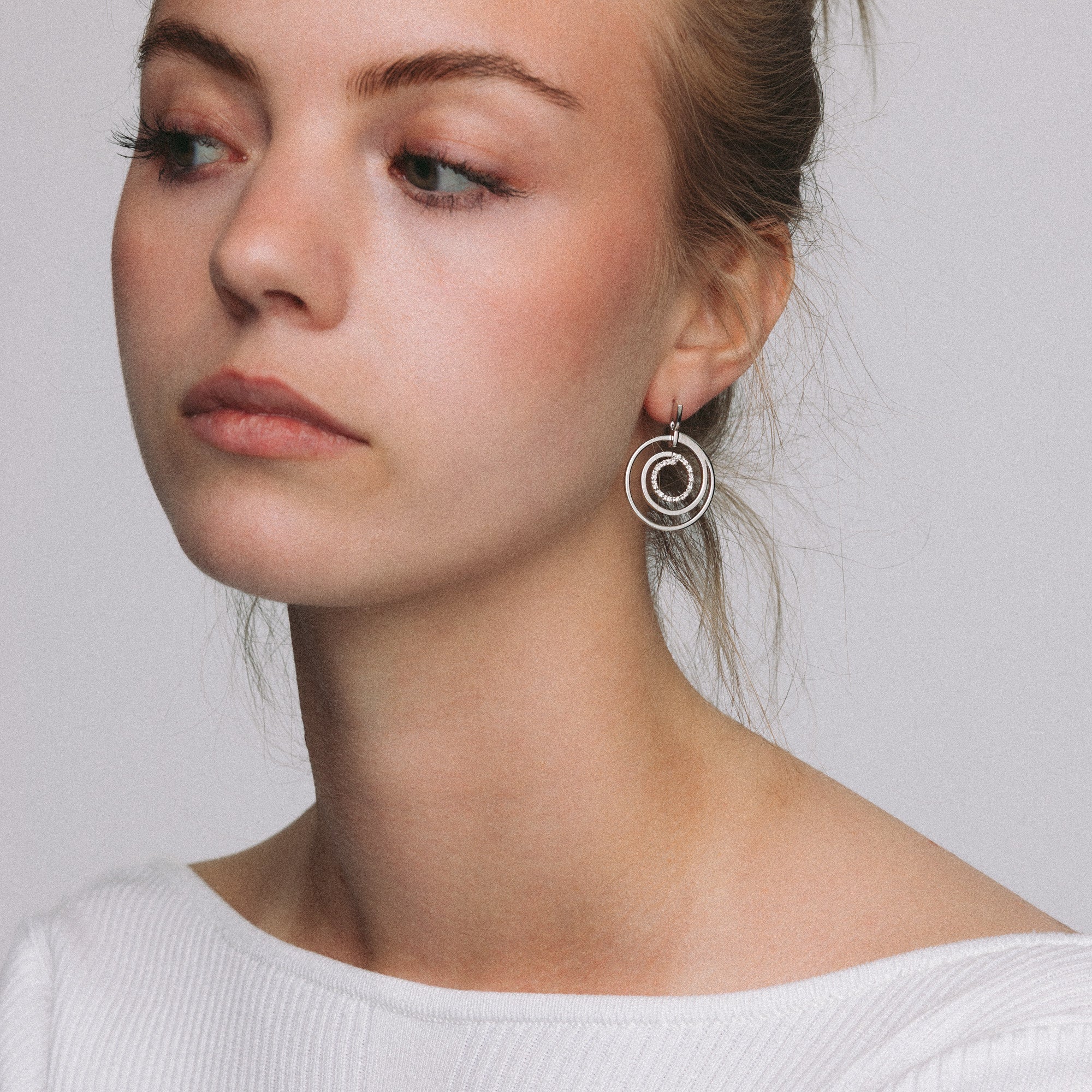 Diamantøreringer 0,18ct 18K hvitt gull