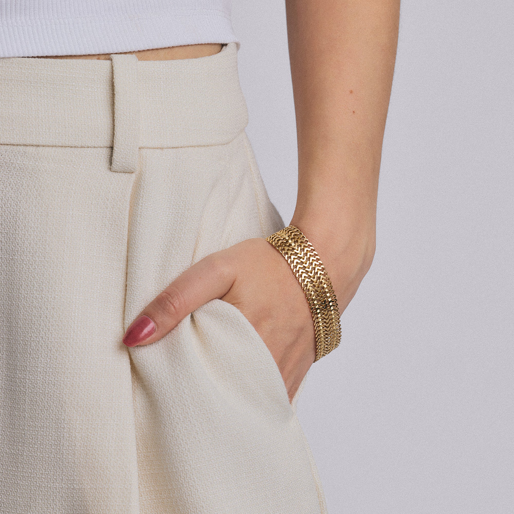 Herringbone bracelet 26.49g 18K gold