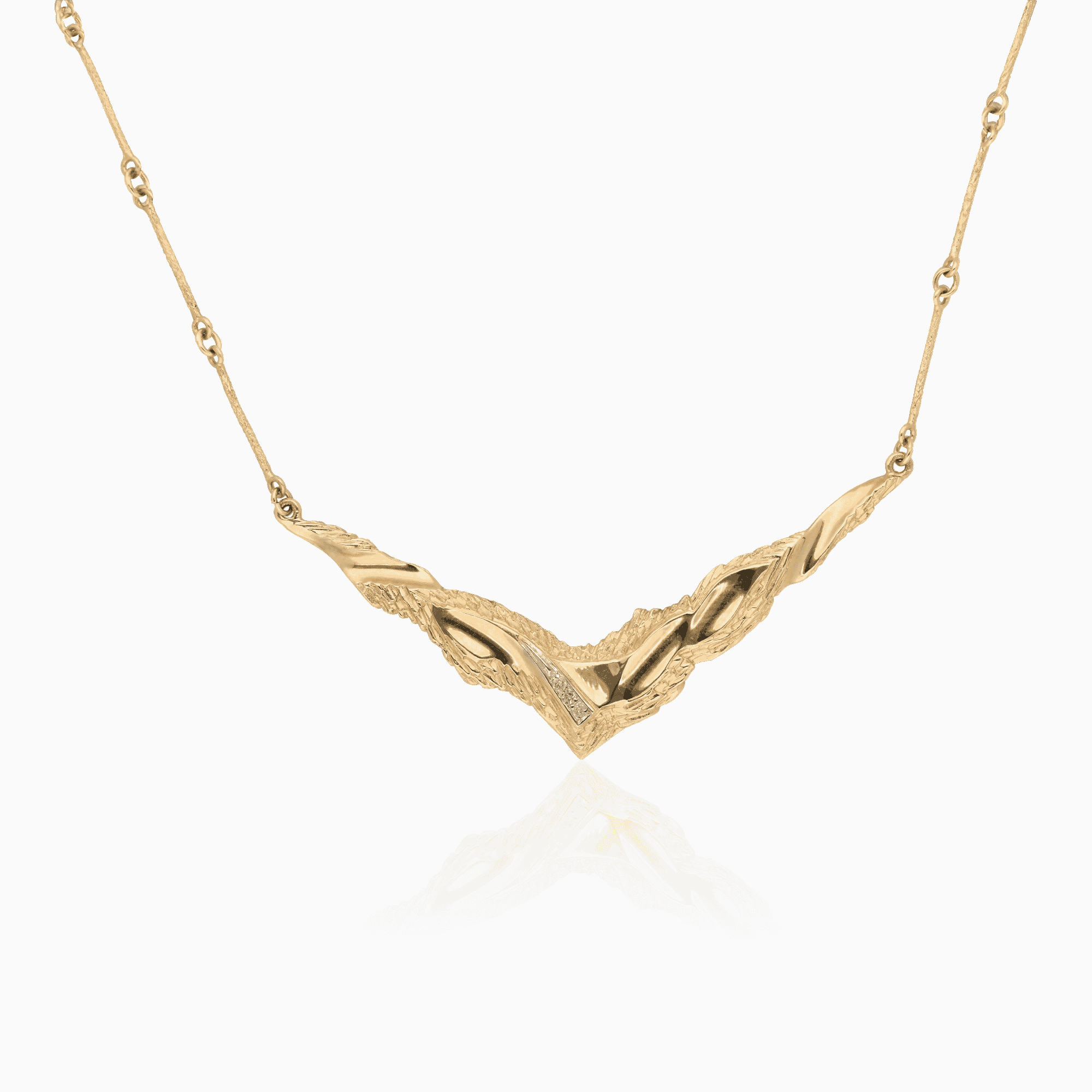 Necklace with diamond pendant 0.03ct 18K