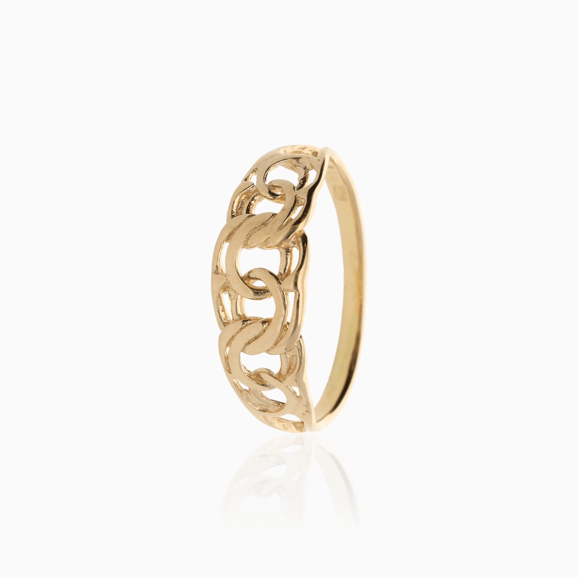 Classic Bismarck Ring 1.70g 18K