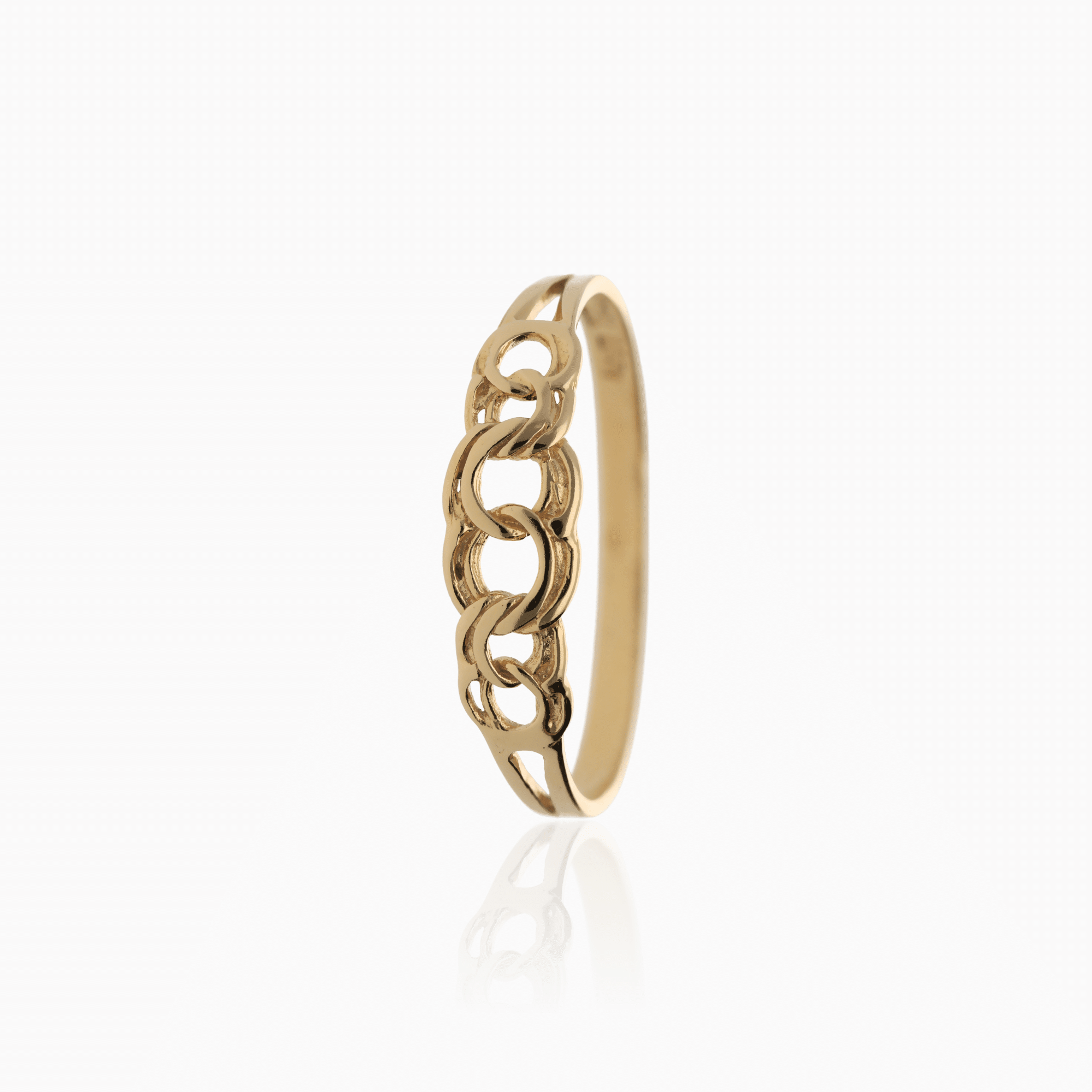 Bismarck ring 1.05g 18K gold