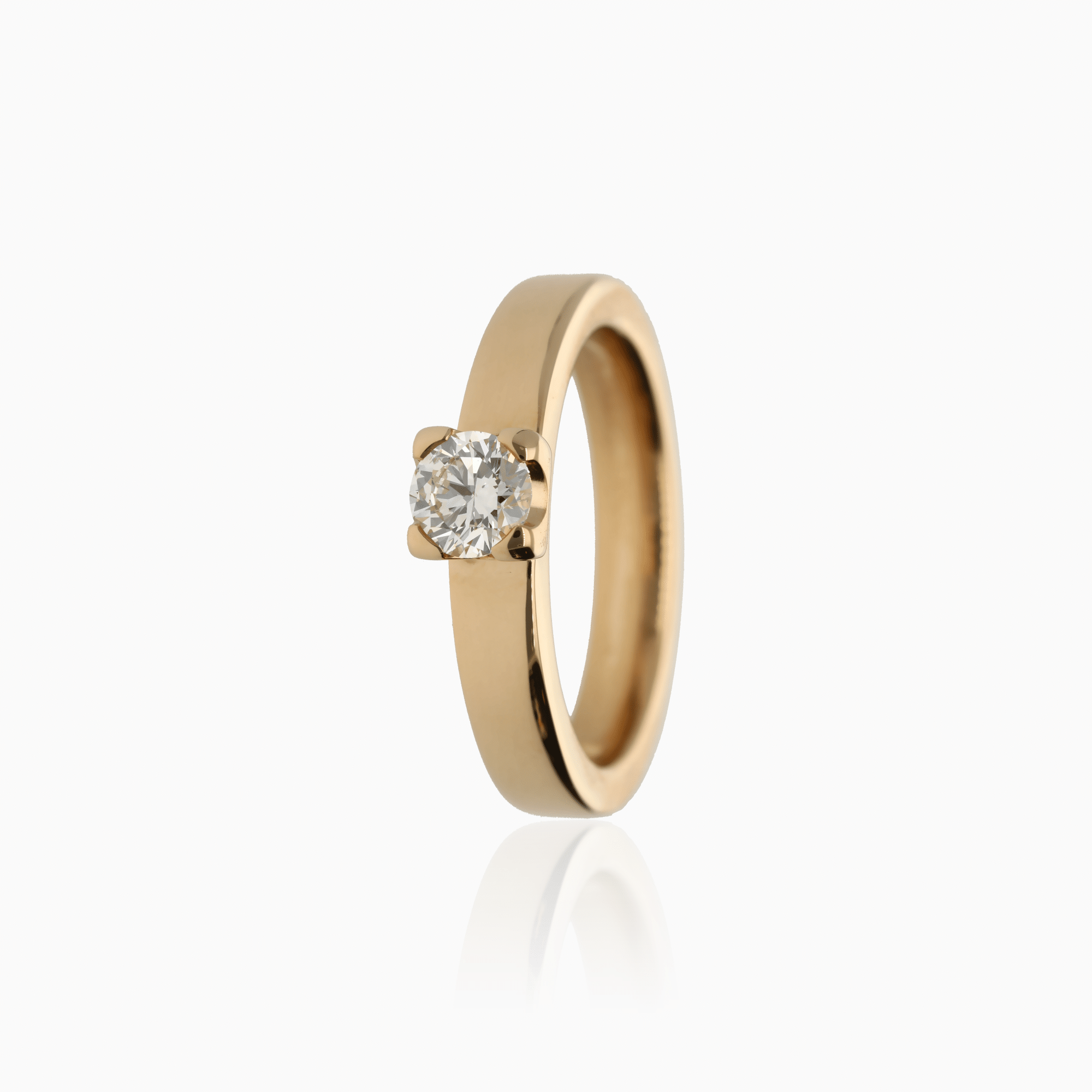 Diamond ring solitaire 0.40ct 18K
