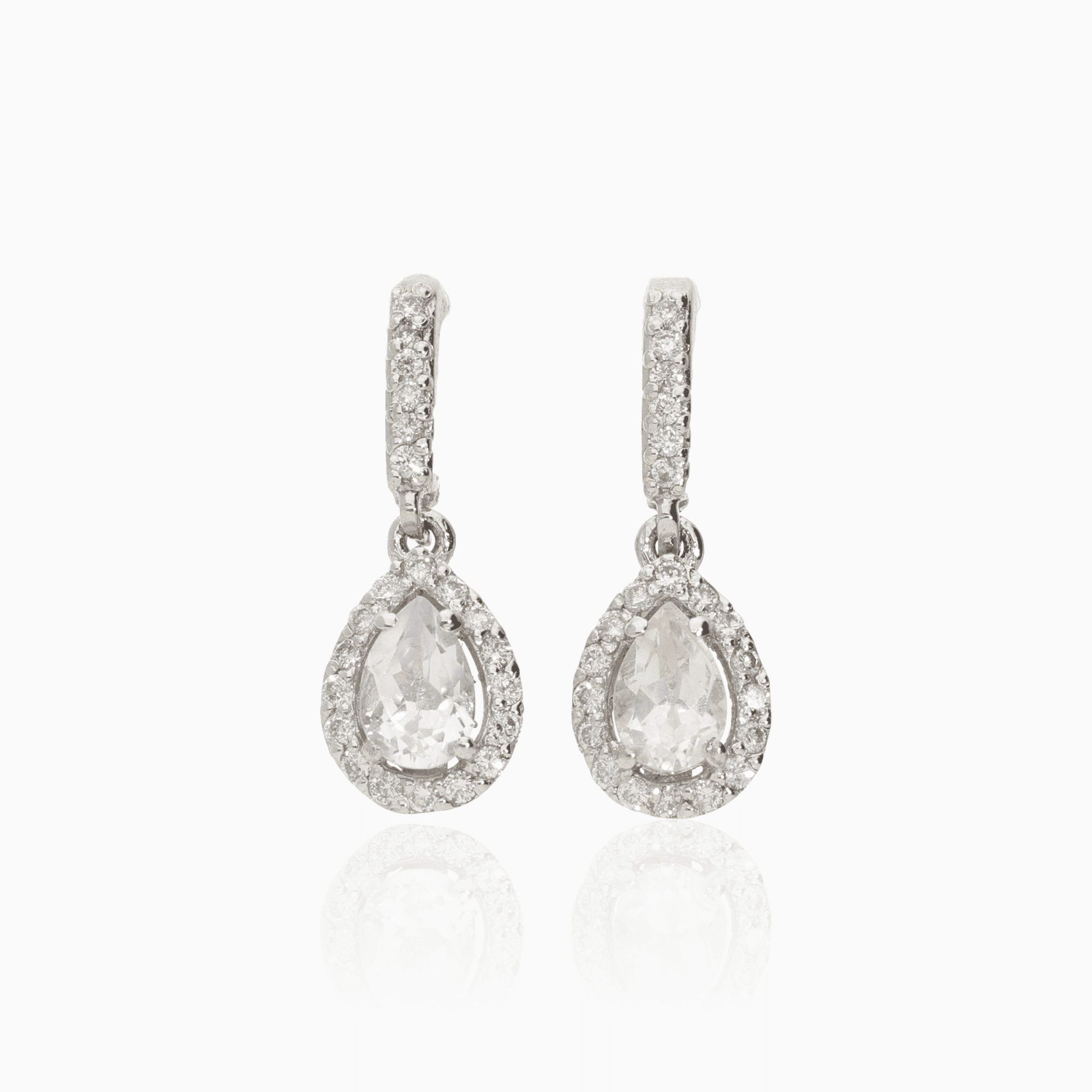 Earrings with white stones 3.0g 18K white gold