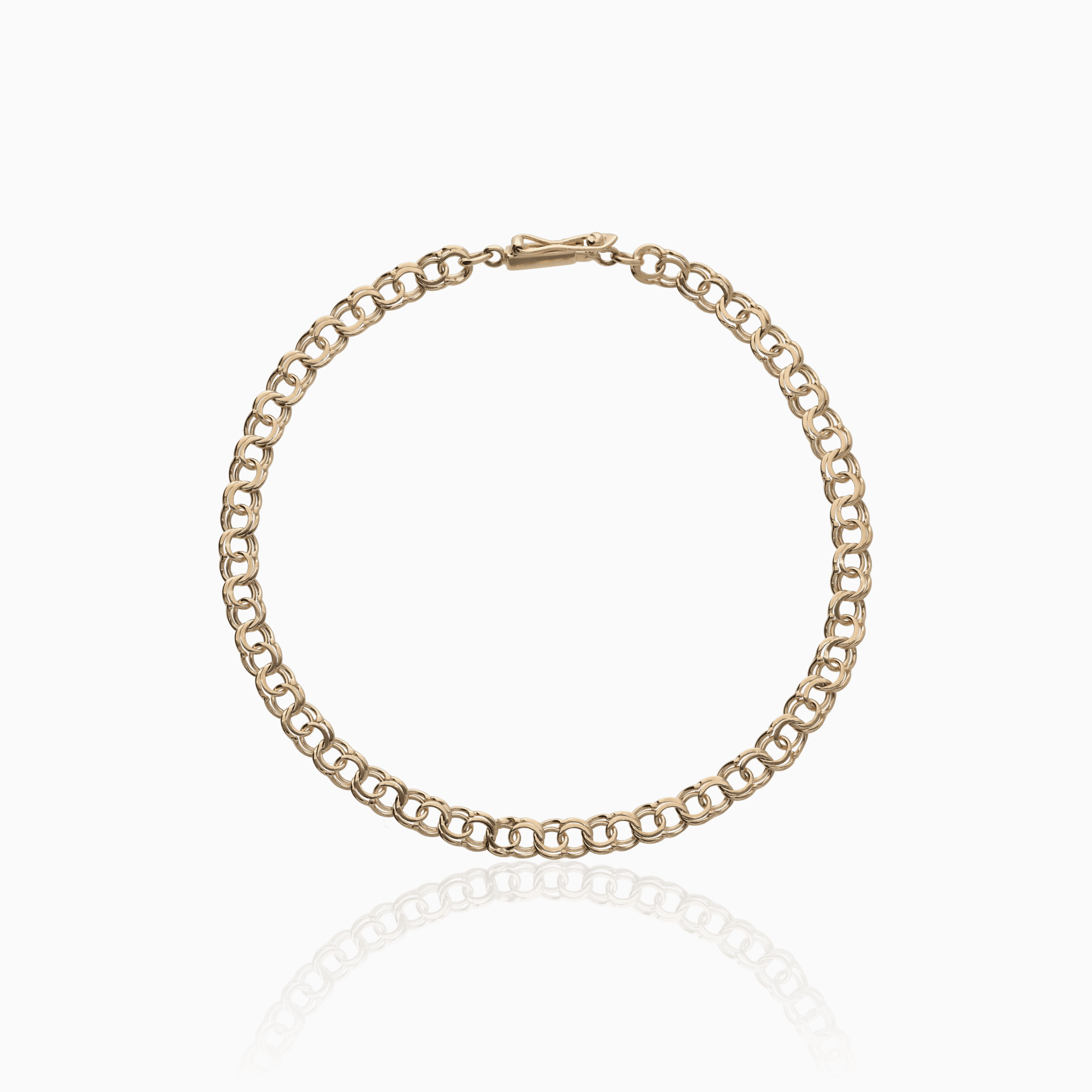 Bismarck Bracelet 3.66g 18K Gold