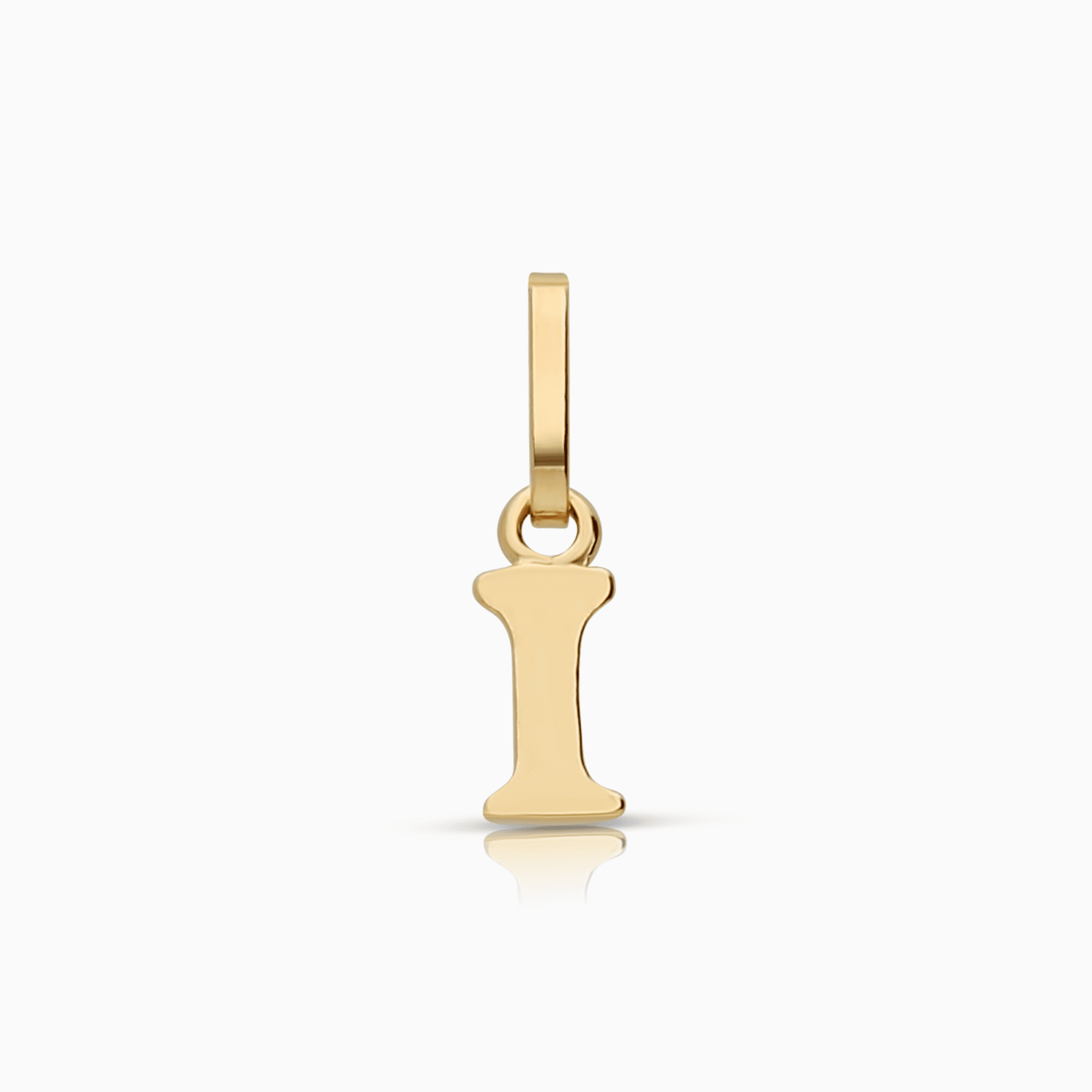 Pendant letter 0.23g 18K gold