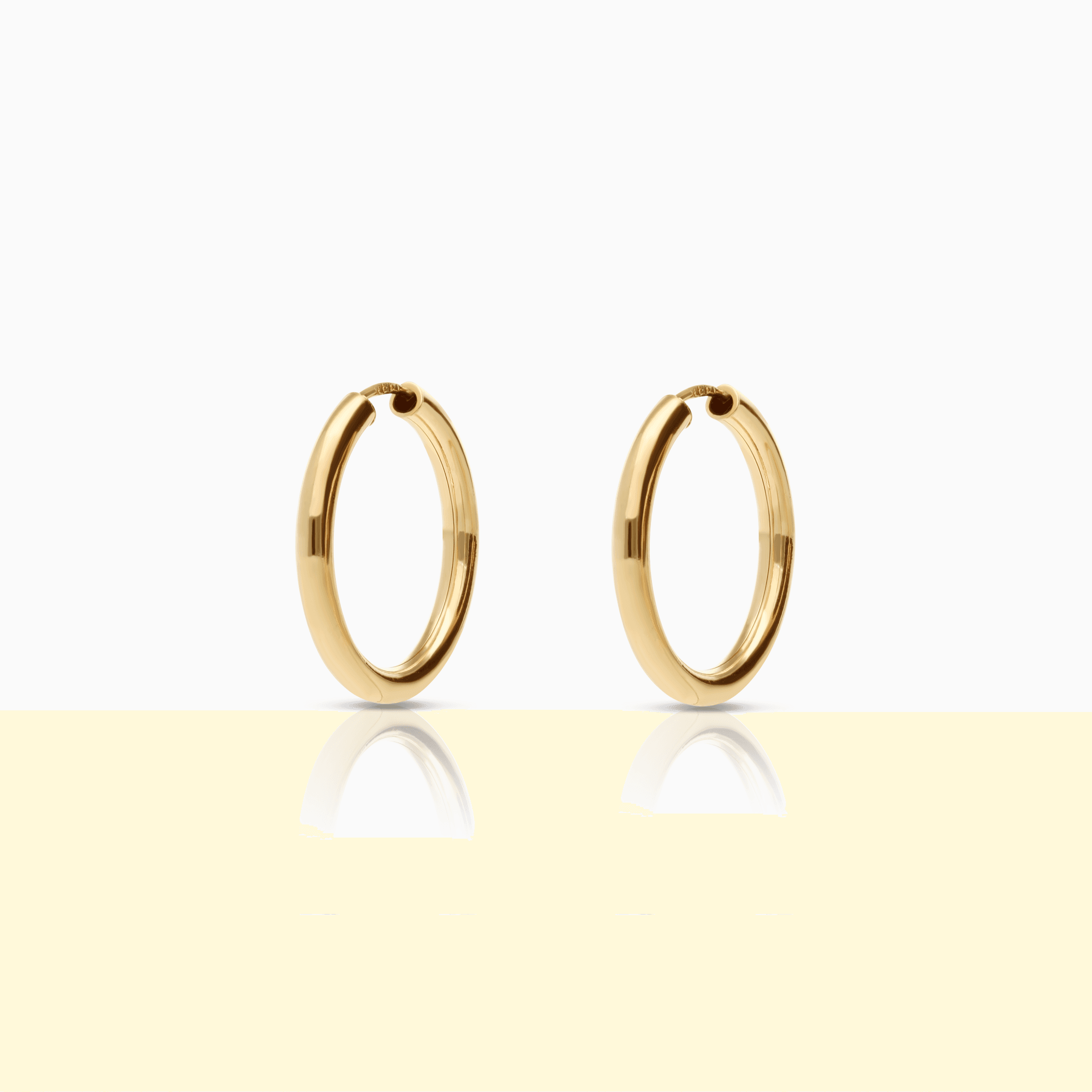 Hoop Earrings 1.50g 18K Gold