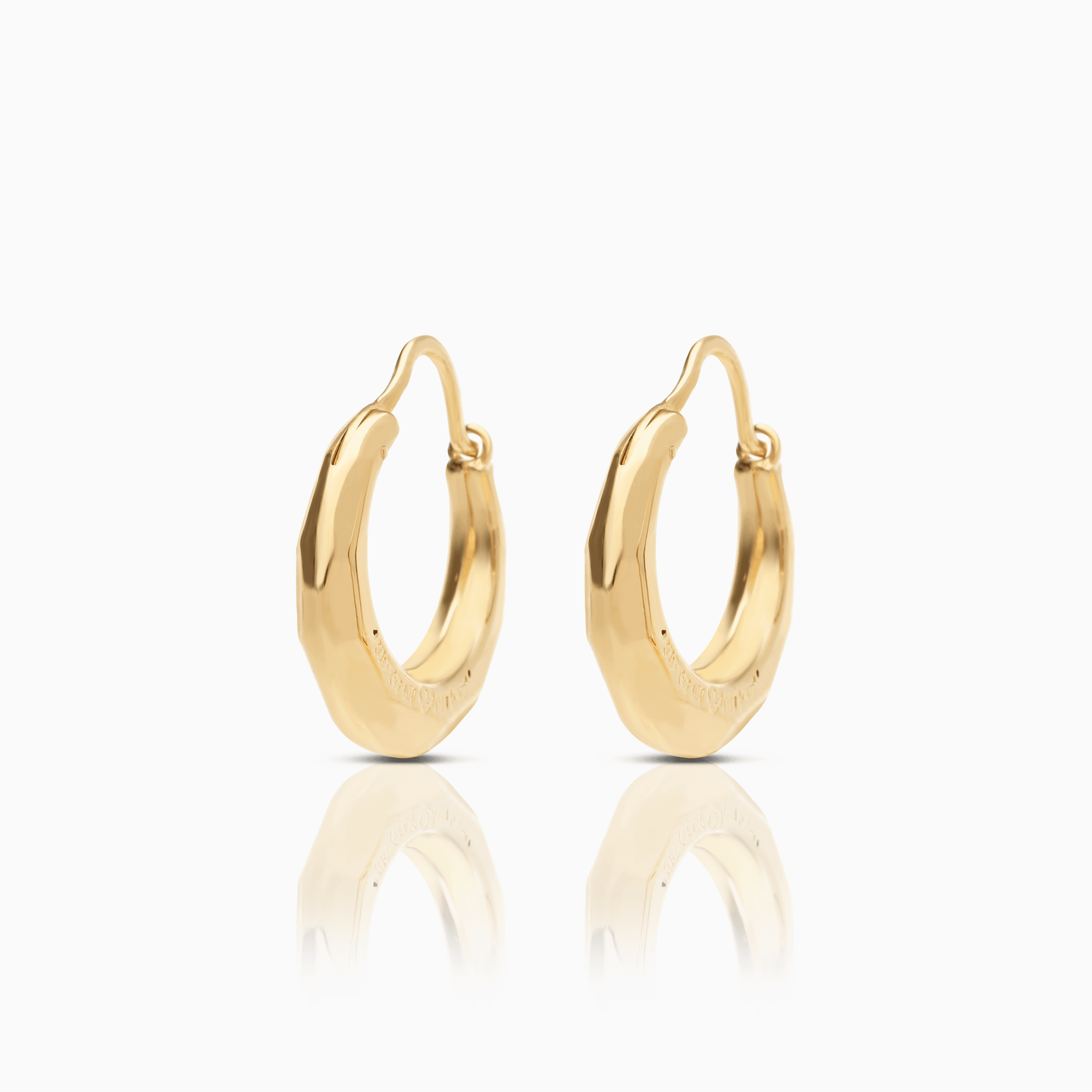 Gold hoop earrings 2.22g 18K gold