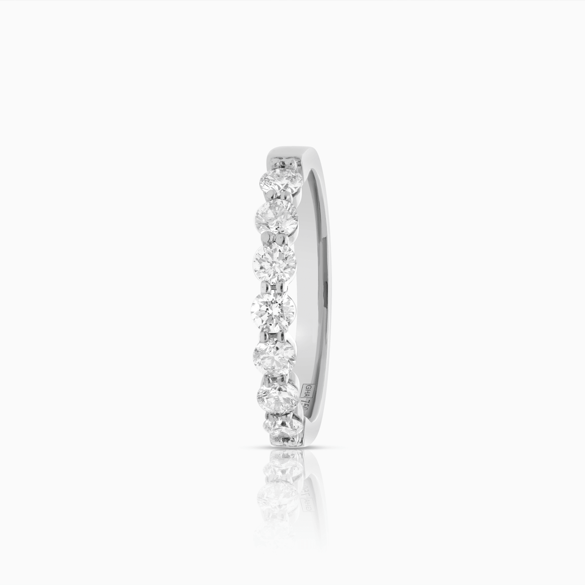 Half eternity 0.49ct 18K