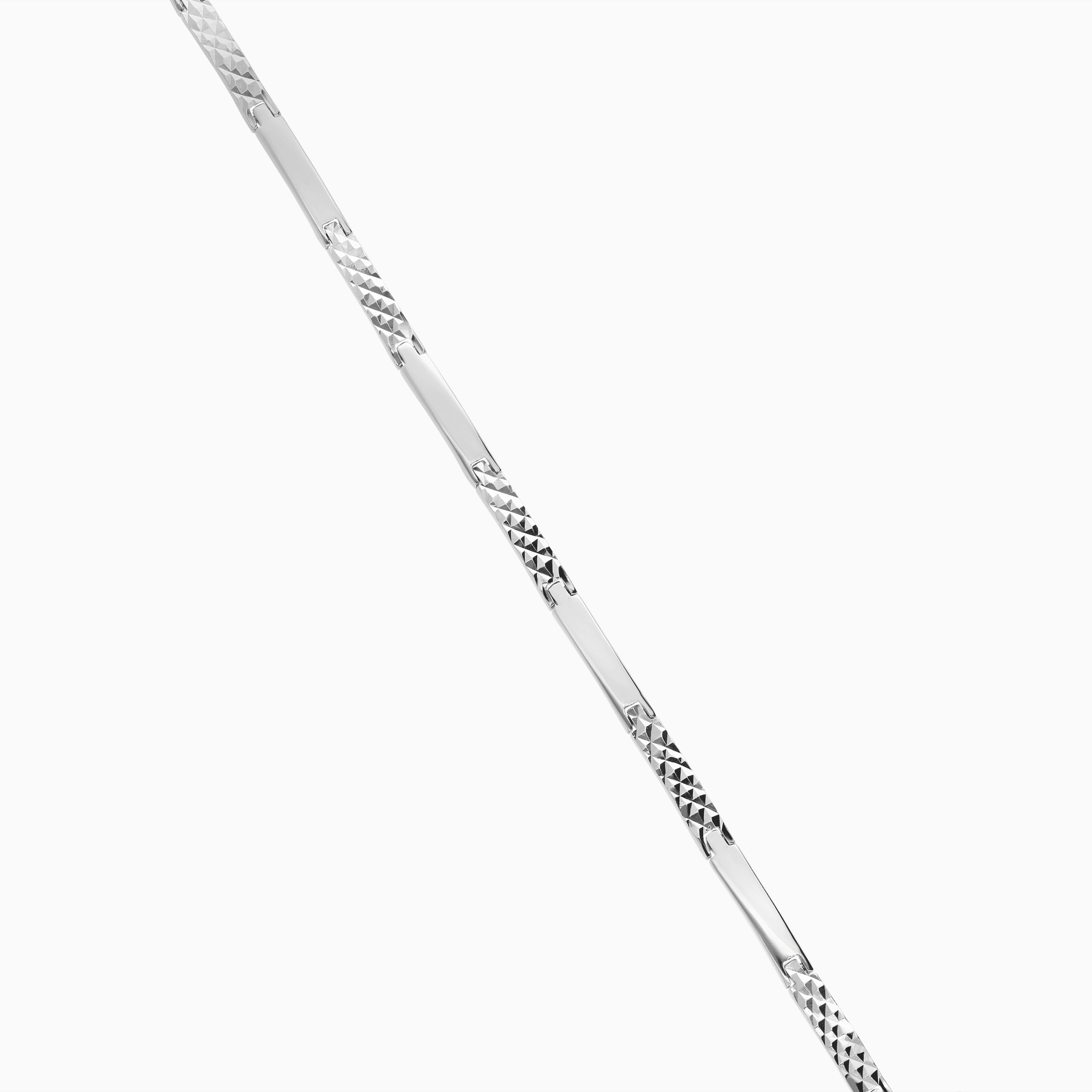 Fantasy bracelet 5.15g 18K white gold