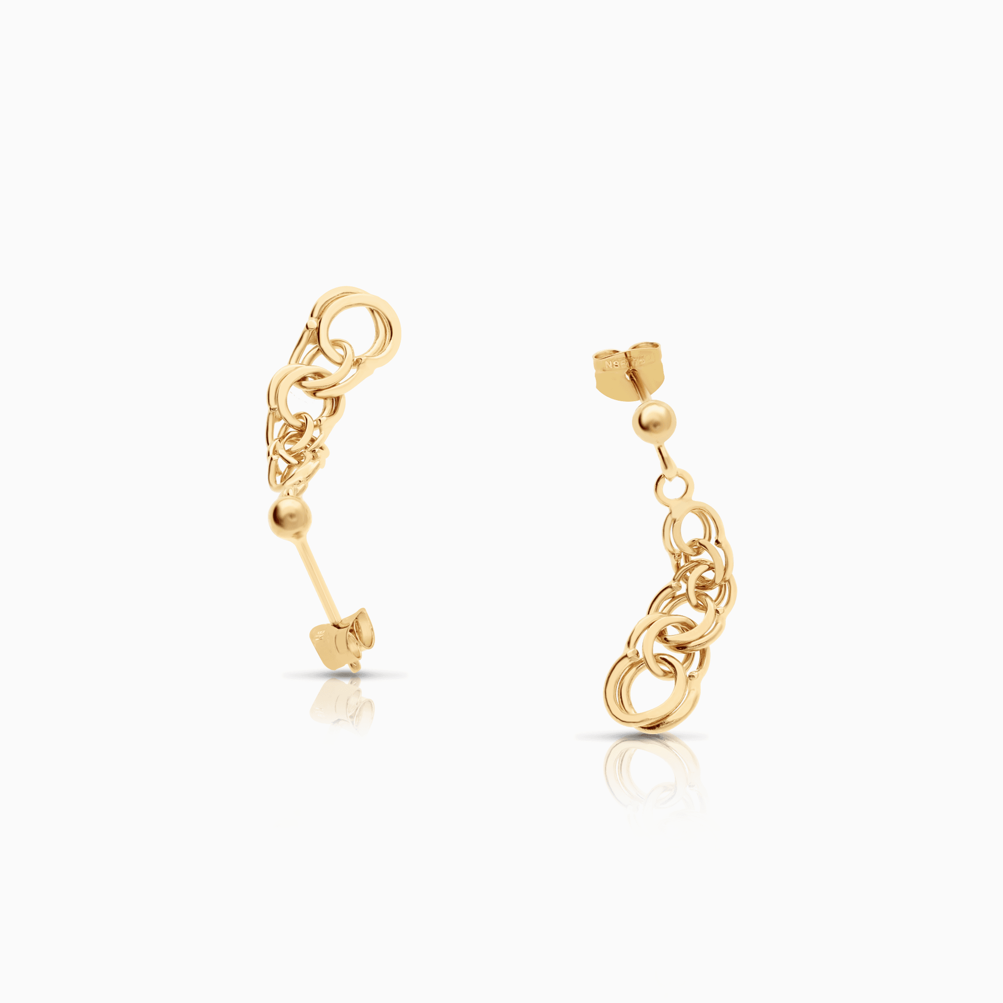 Bismarck earrings 2.16g 18K gold