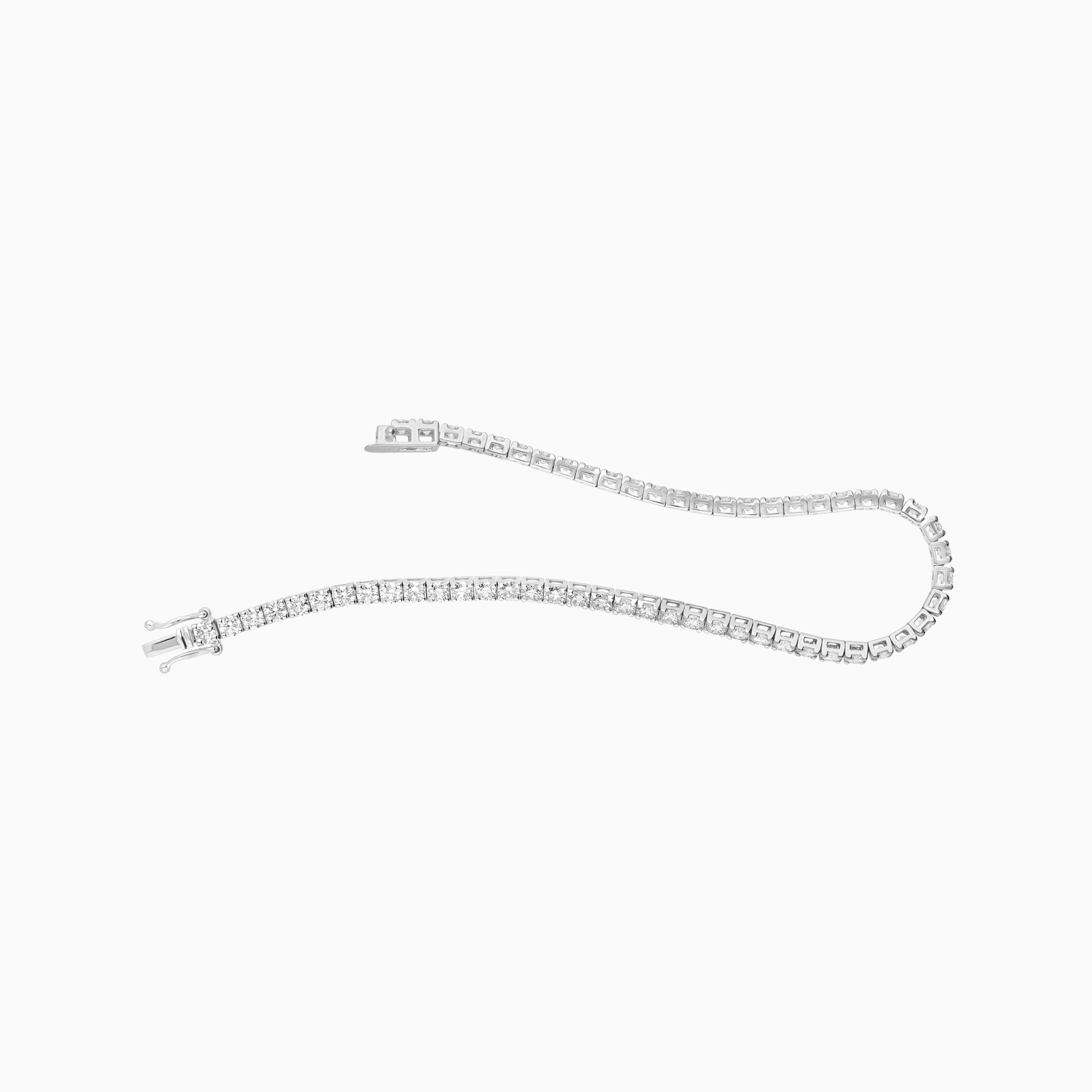 Tennis bracelet 4.72ct platinum