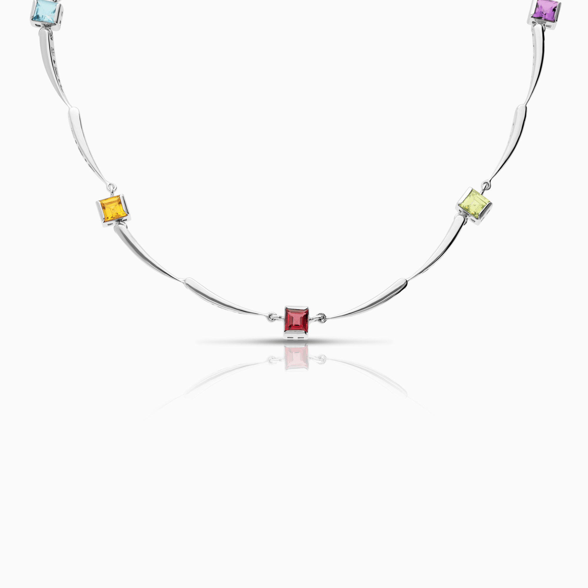 Necklace white gold with stones 16.72g 18K