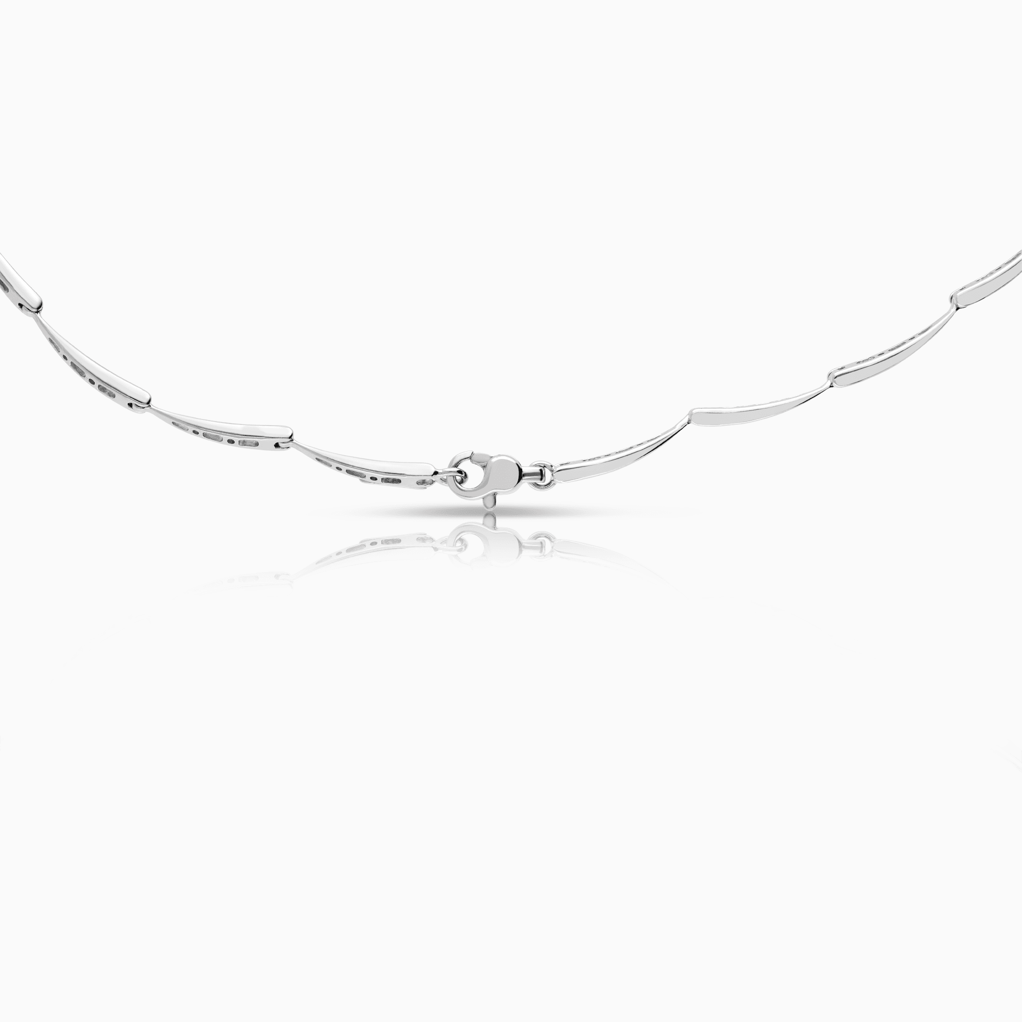 Necklace white gold with stones 16.72g 18K