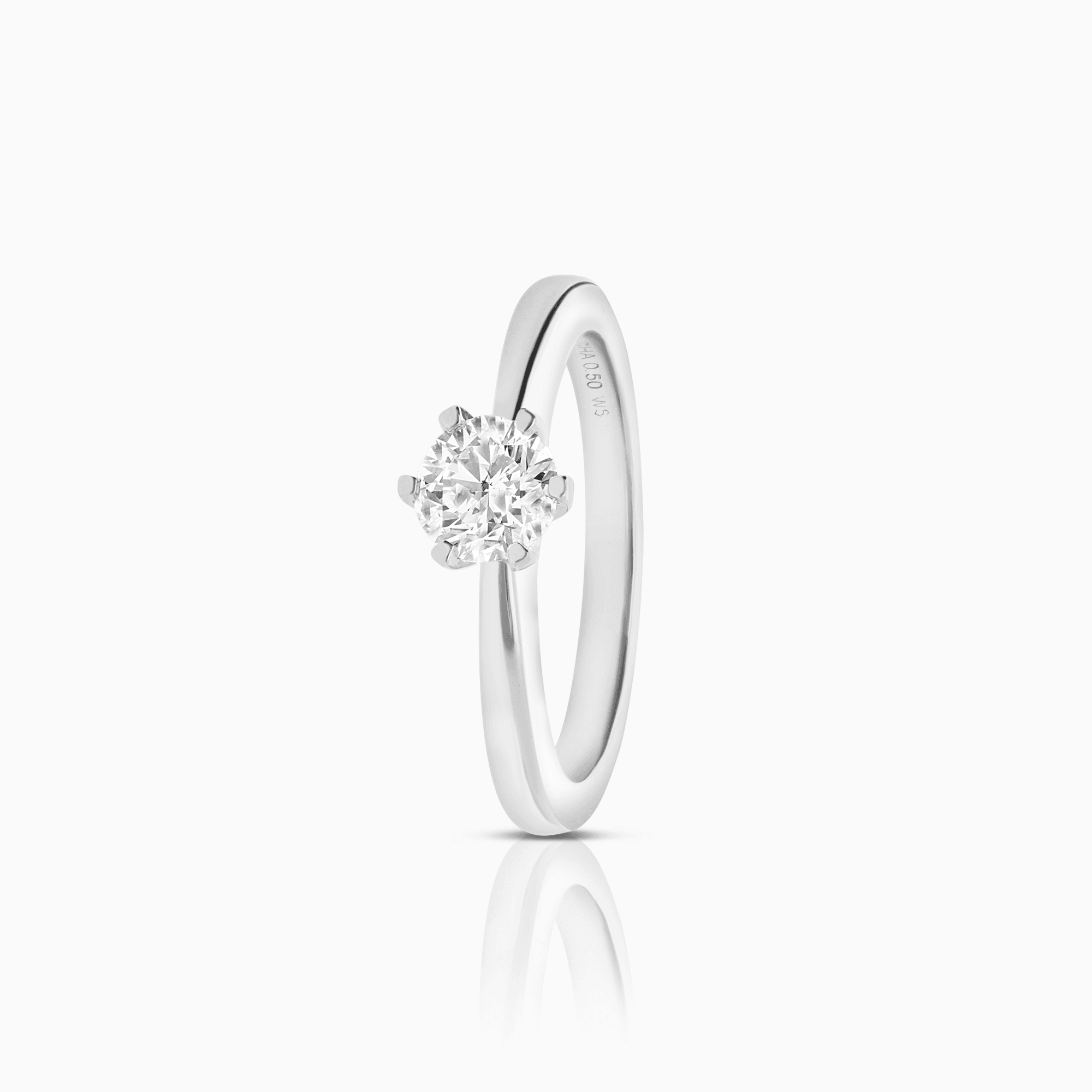 Solitaire ring 0.50ct 18K
