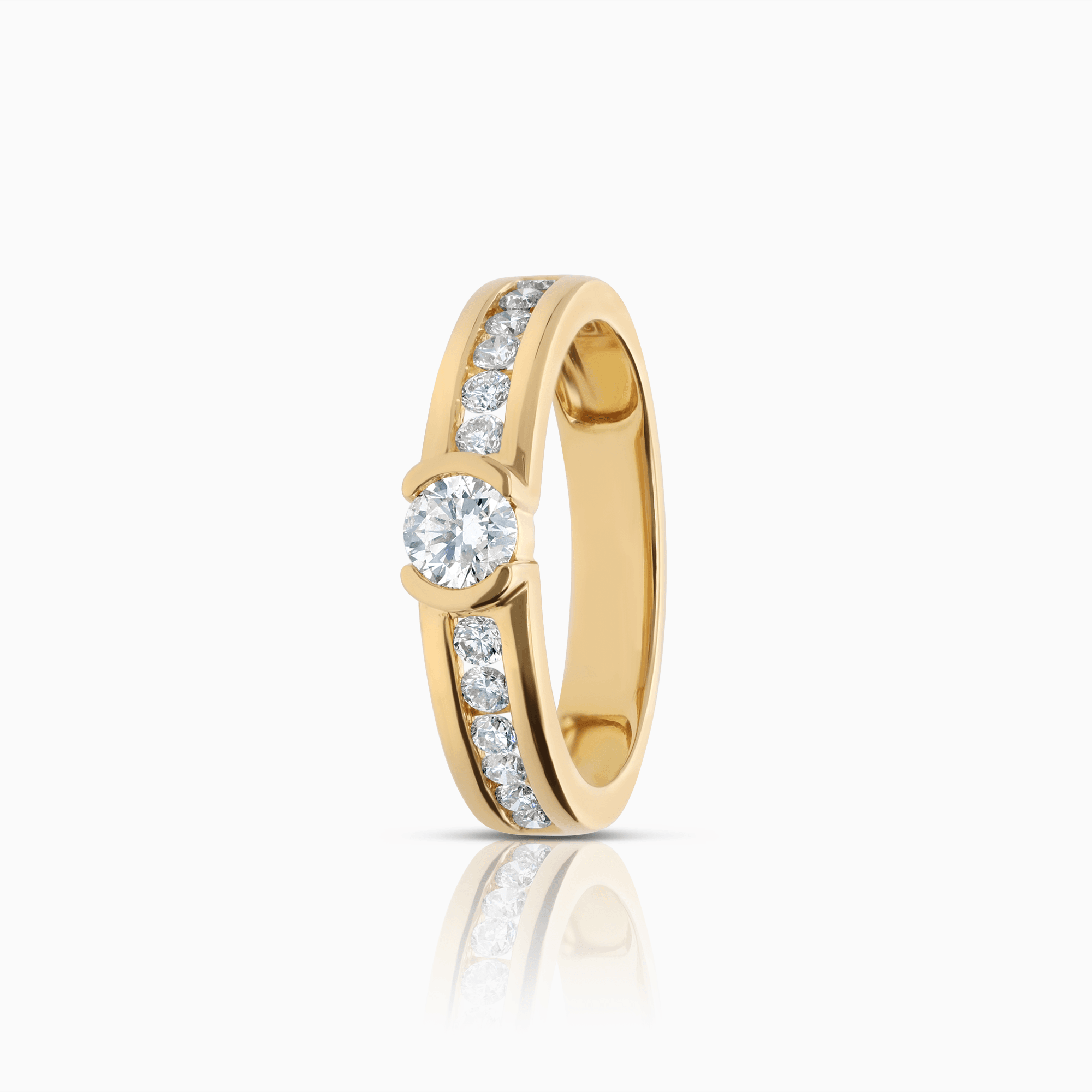 Side stone ring 0.50ct 18K yellow gold