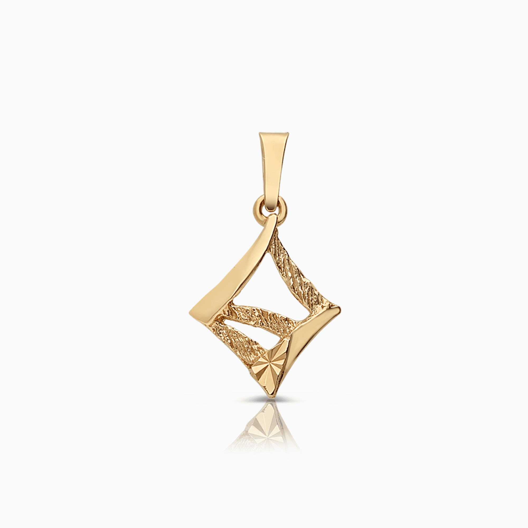 Pendant 0.68g 18K gold