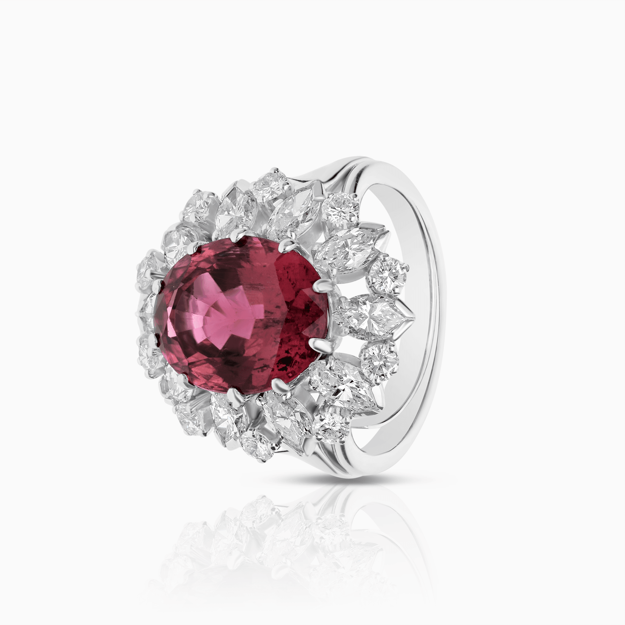Cocktailring med diamanter 2,00ct & mørkerosa rubellitt 9,91ct 18K hvitt gull