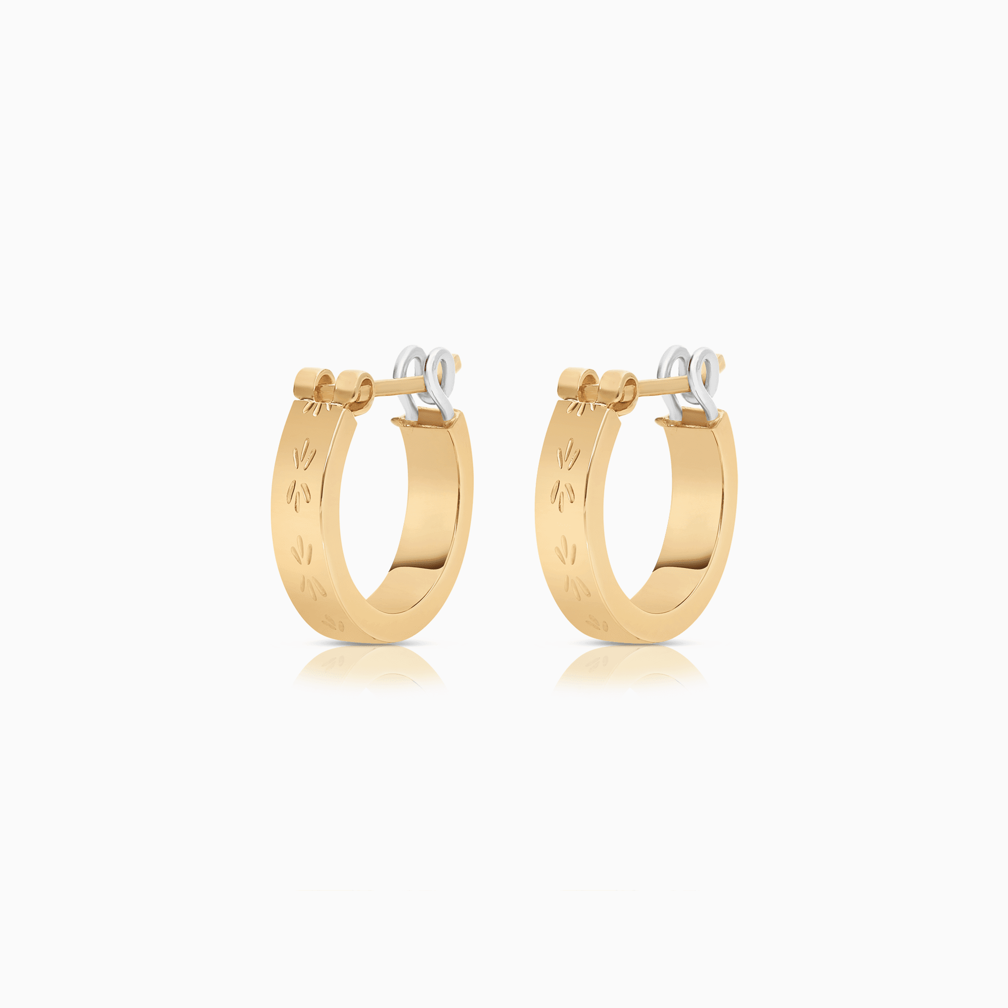 Gold hoop earrings 1.42g 18K gold