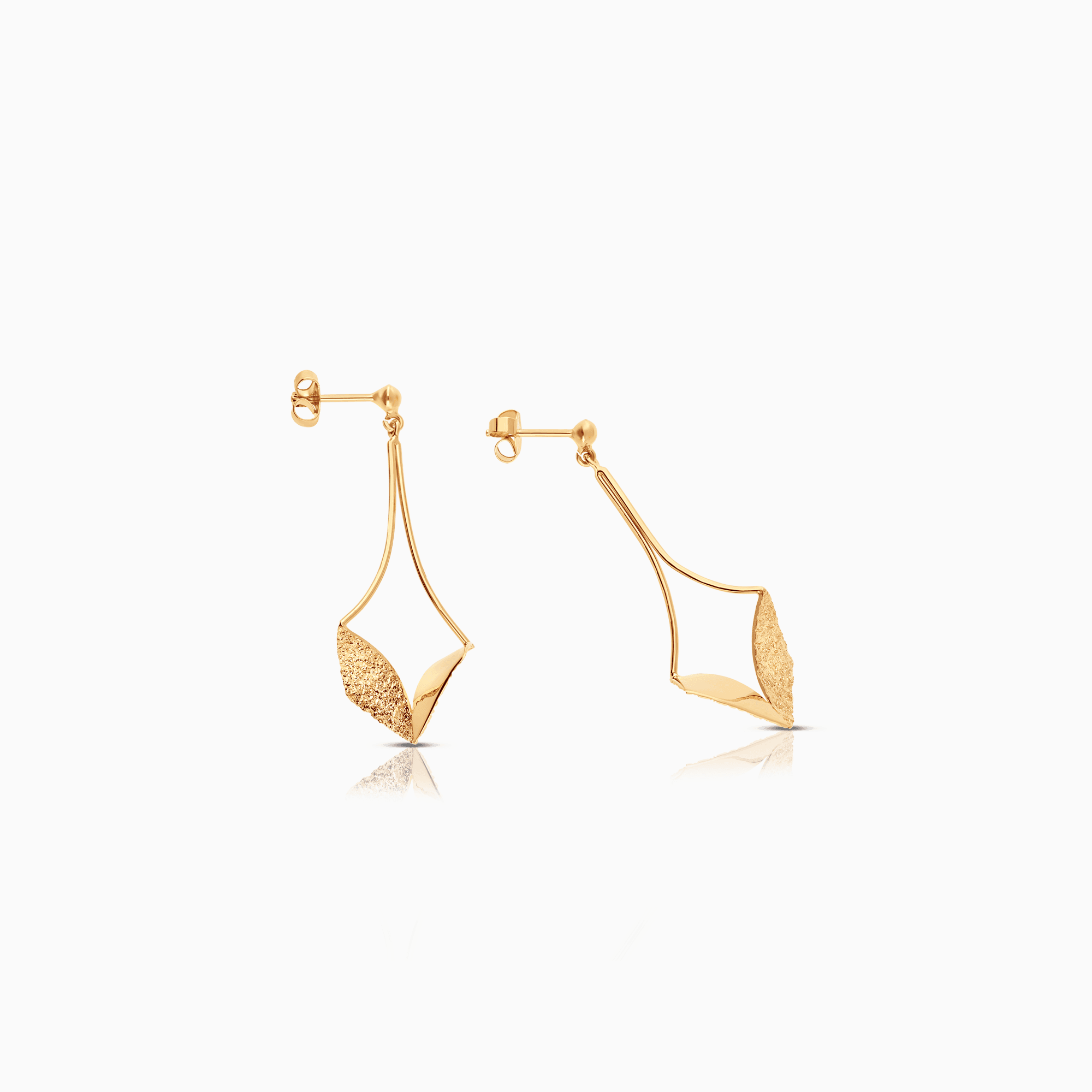 Gold earrings 4.24g 18K gold